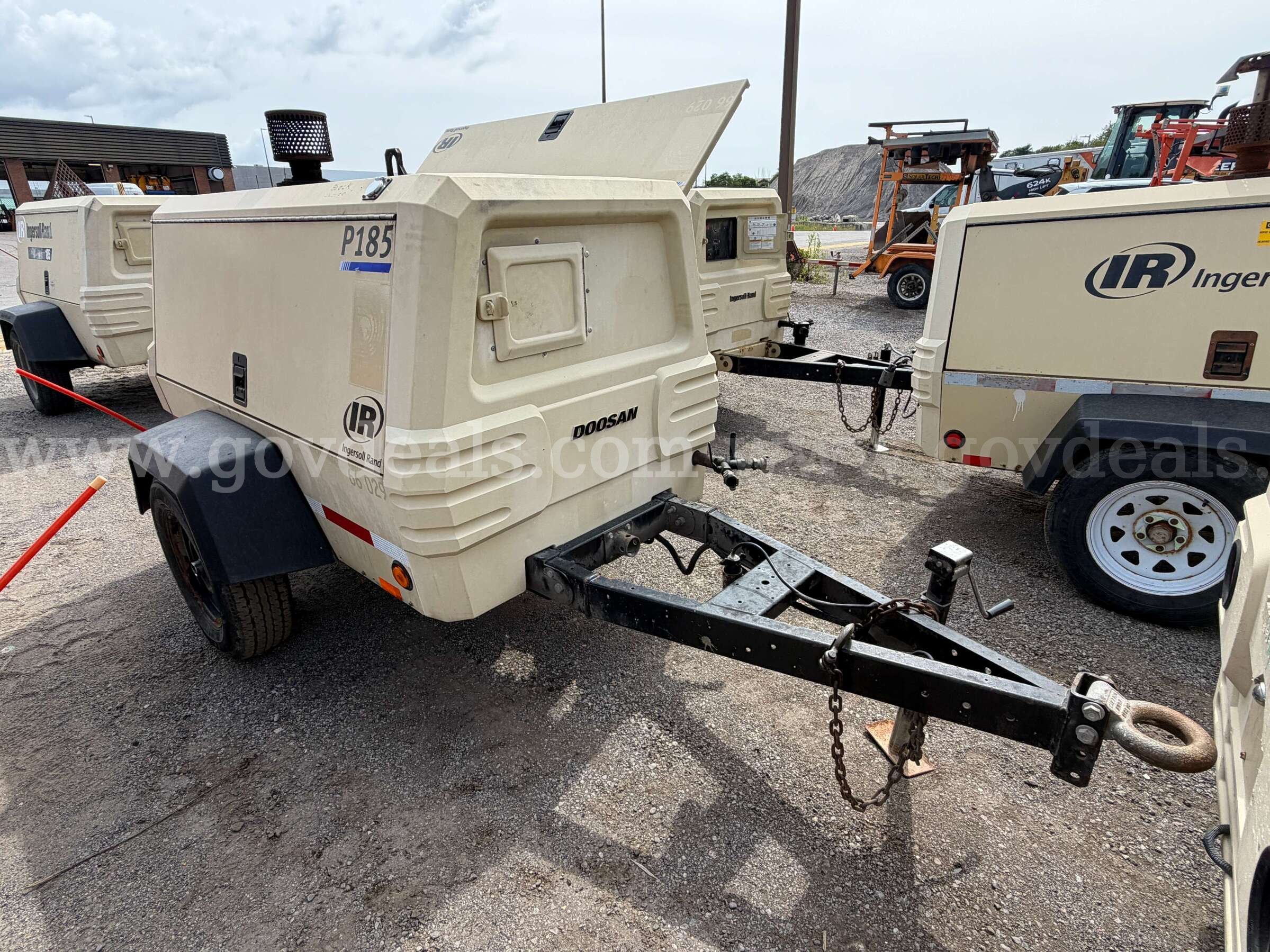 Ingersoll Rand Trailer Compressor John Deere/4024T