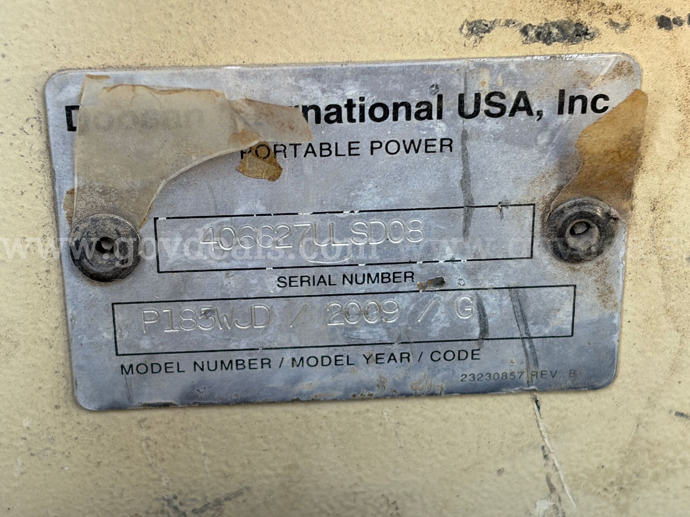 Ingersoll Rand Trailer Compressor John Deere/4024T Ingersoll Rand / John Deere 4024T Government Surplus Auction - Photo #3