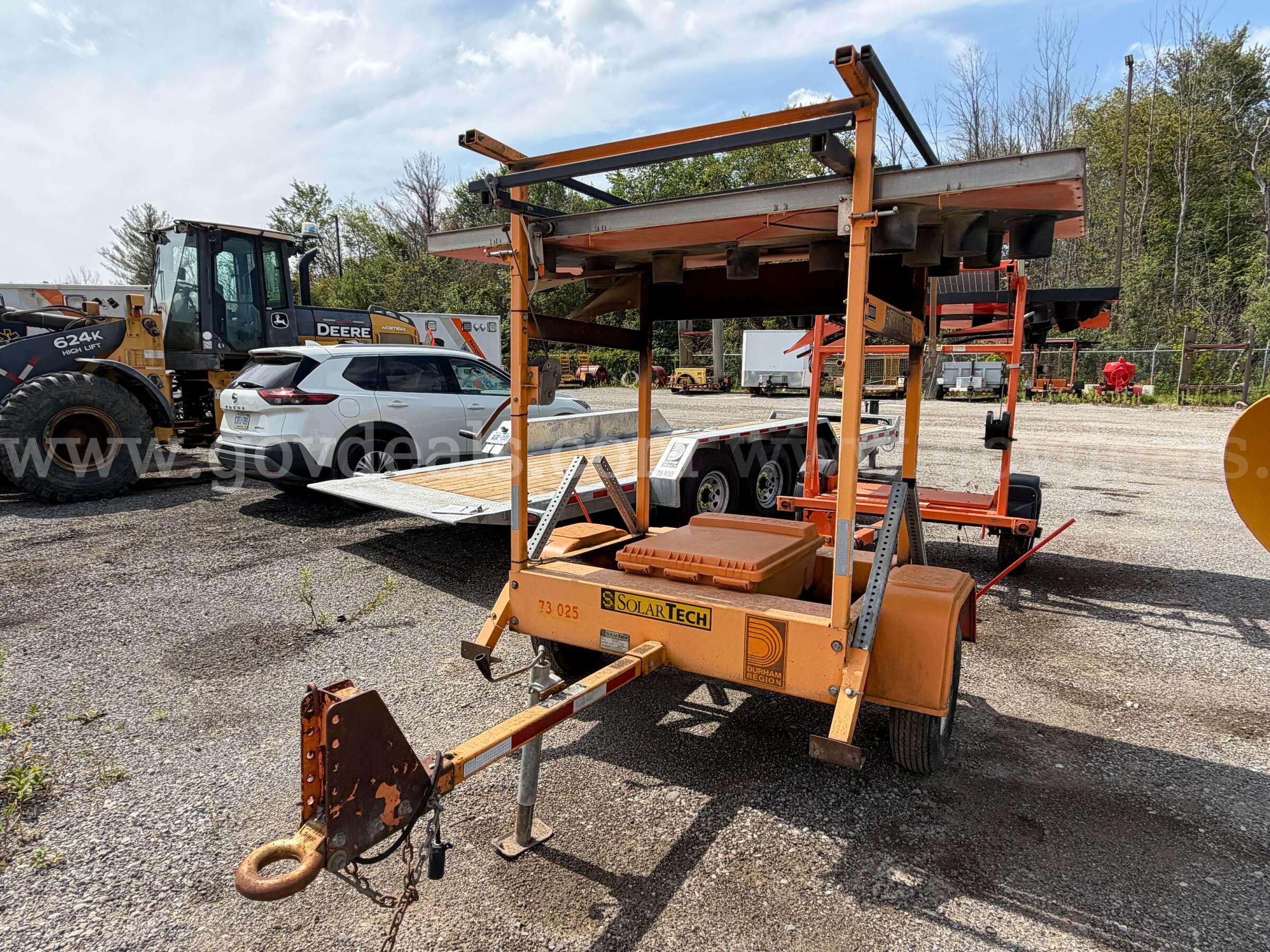 Arrow Board Traffic Trailer Folding Display Solar Technology Inc.  Government Surplus Auction - Photo #2
