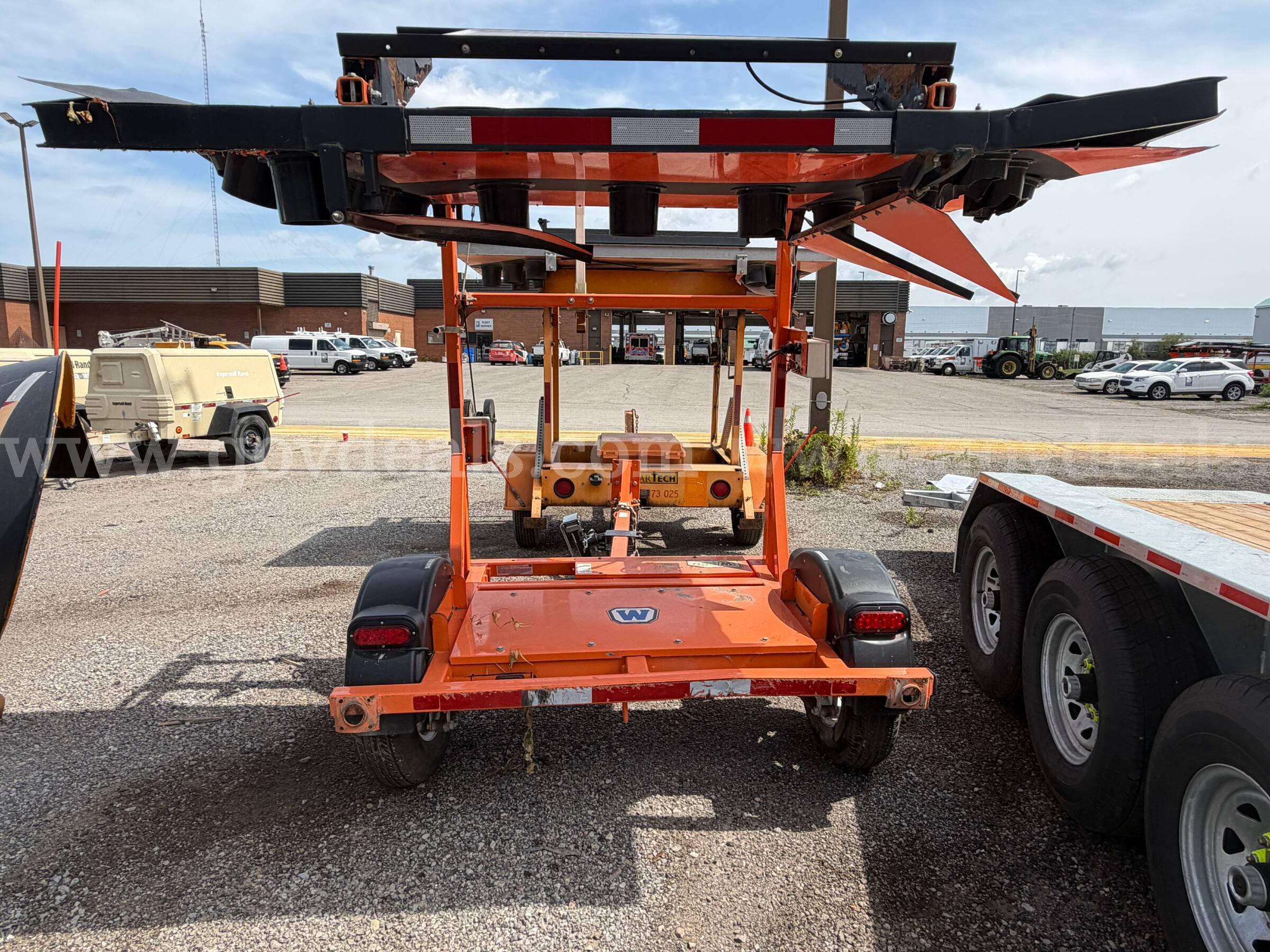 Arrow Board Traffic Trailer Folding Display