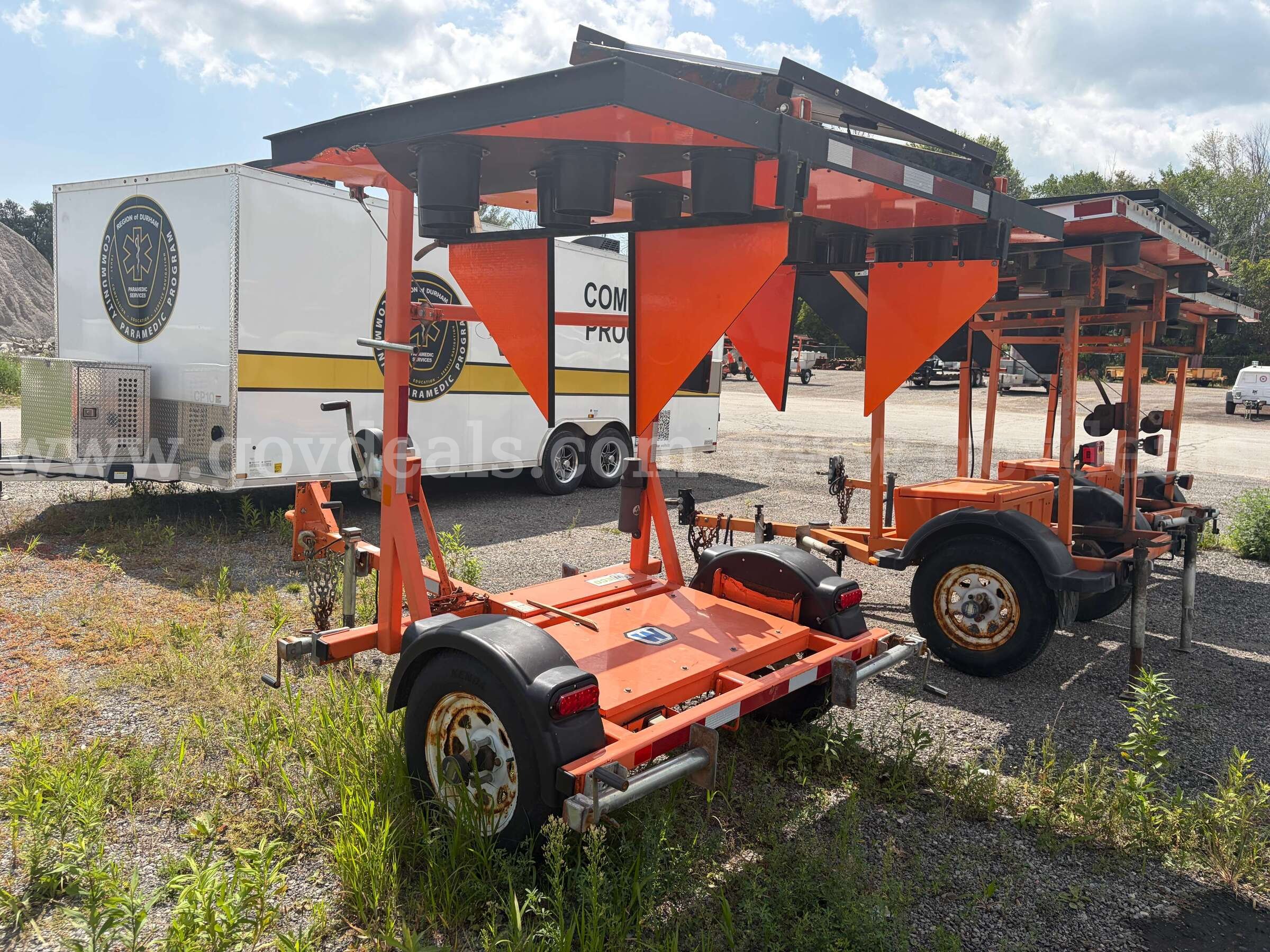 Arrow Board Traffic Trailer Folding Display Wanco Inc.  Government Surplus Auction - Photo #4