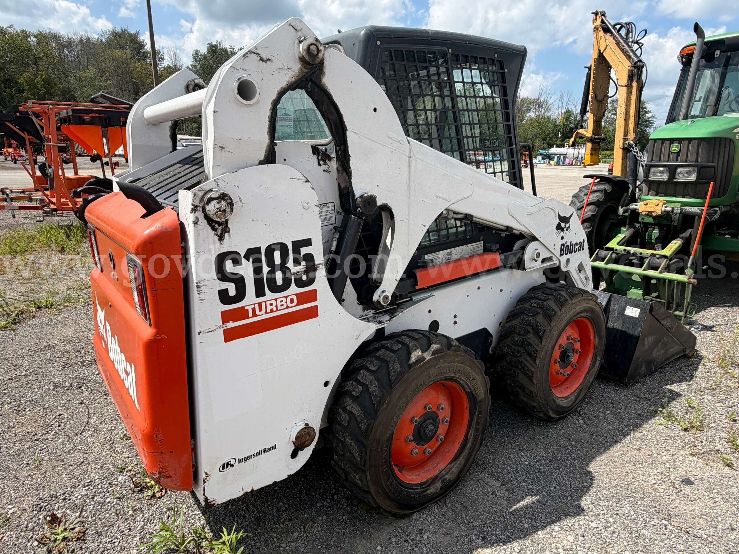 Skid Steer Bobcat S185 Turbo SBLP66HDBO500 Government Surplus Auction - Photo #4