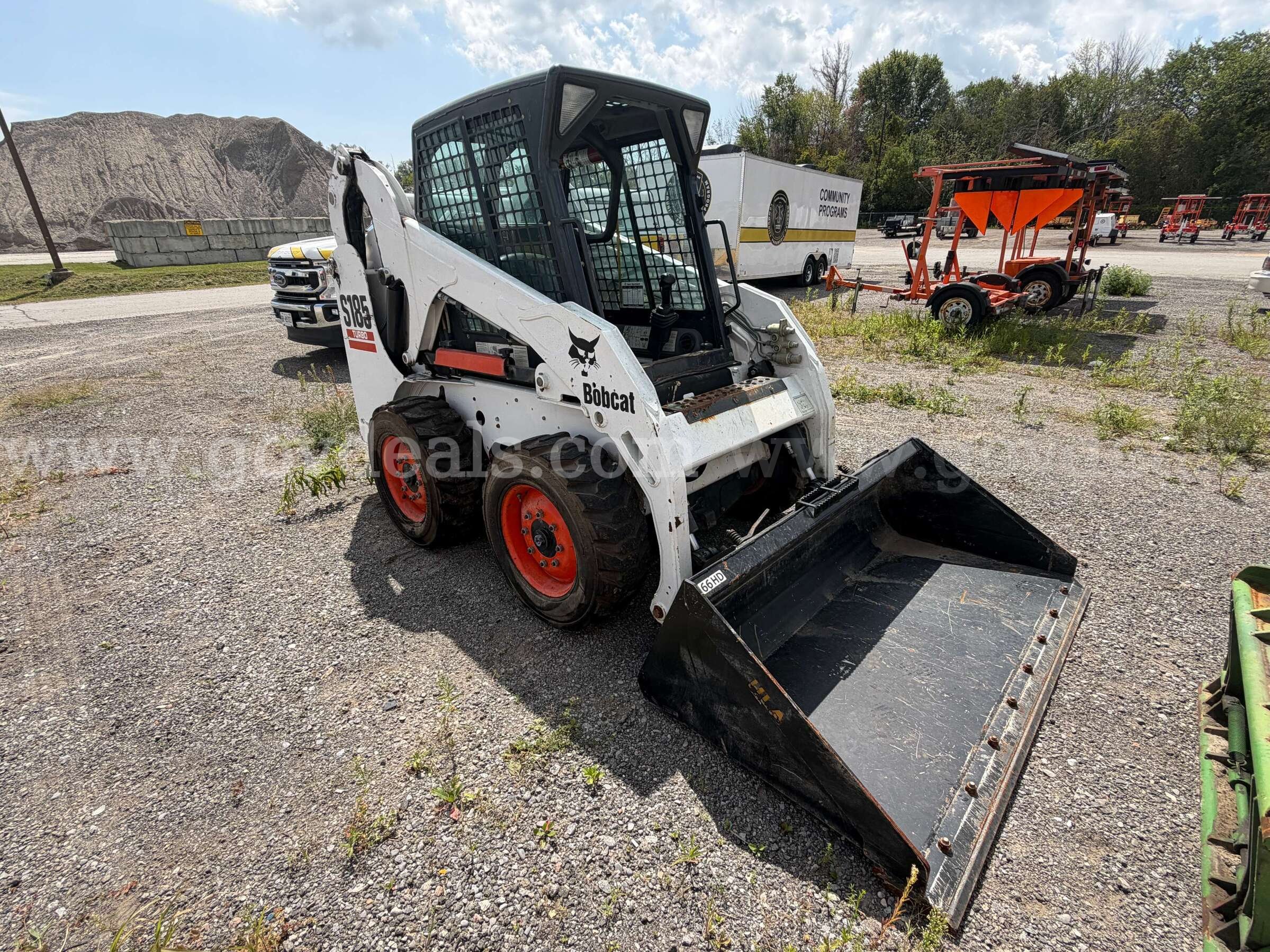 Skid Steer Bobcat S185 Turbo SBLP66HDBO500 Government Surplus Auction - Photo #5
