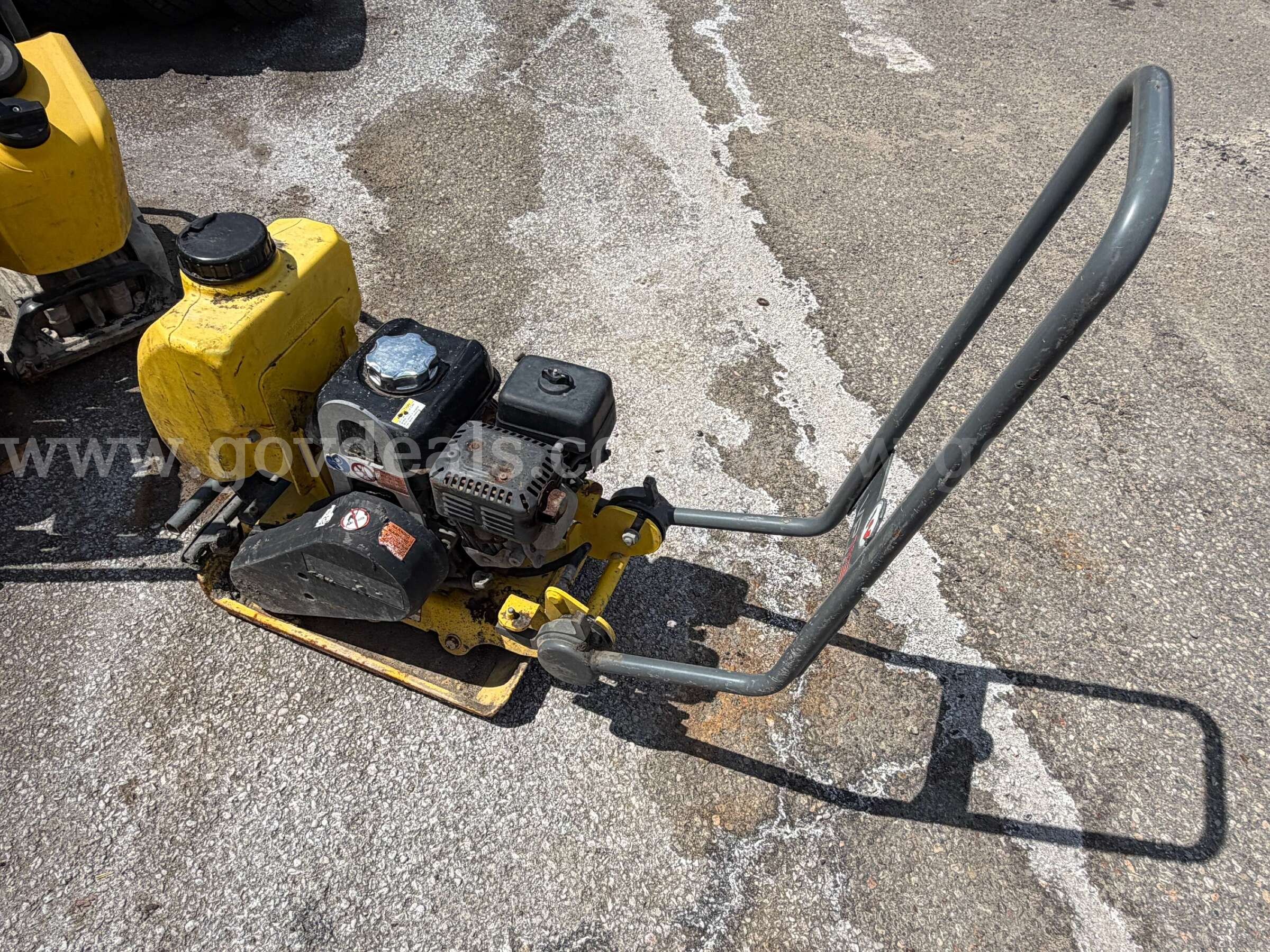 Wacker Neuson Vibroplate VP1135 Tamper Wacker Neuson VP1135 Government Surplus Auction - Photo #2