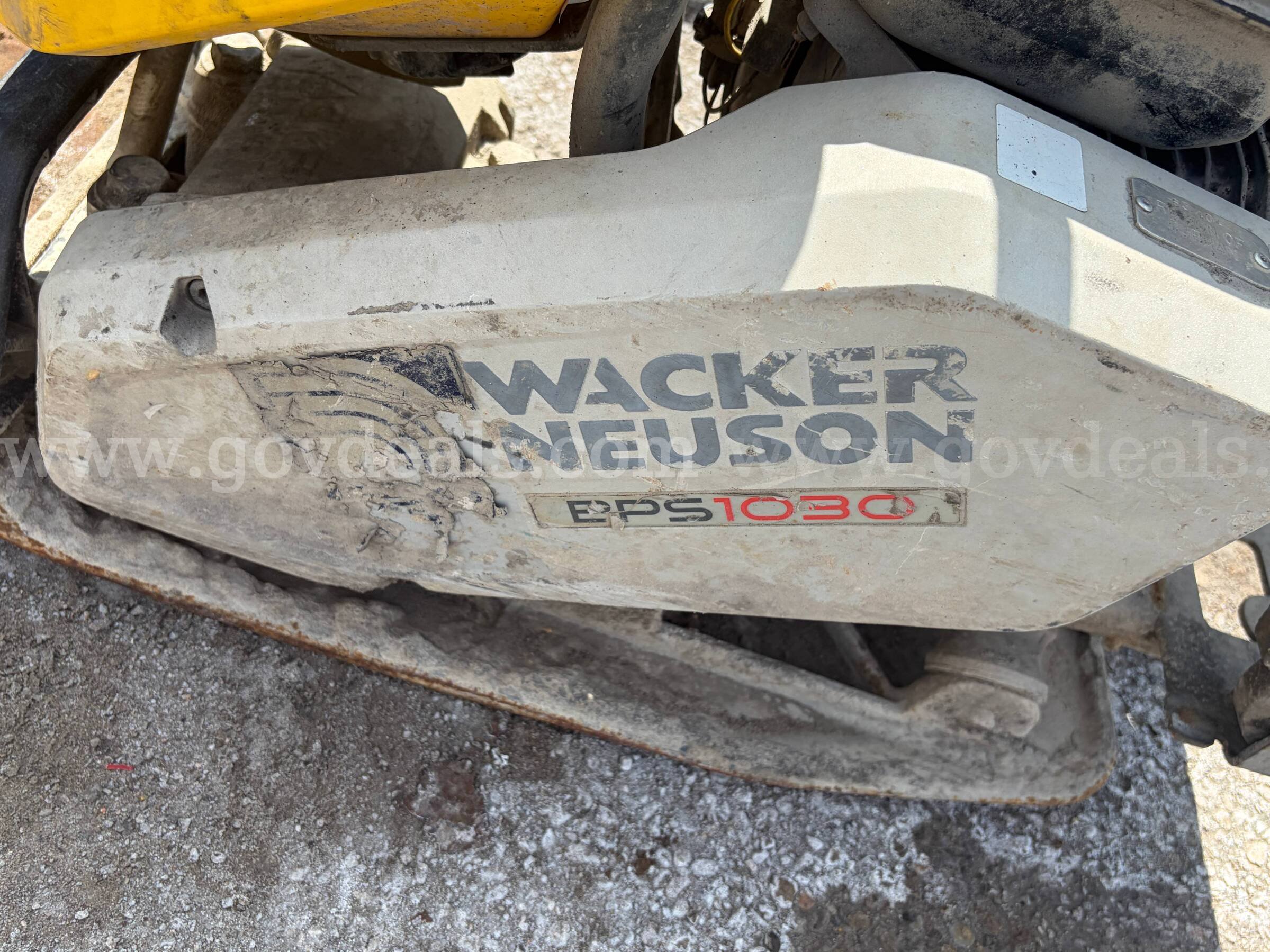 Wacker Neuson Vibroplate VP1135 Tamper Wacker Neuson VP1135 Government Surplus Auction - Photo #3