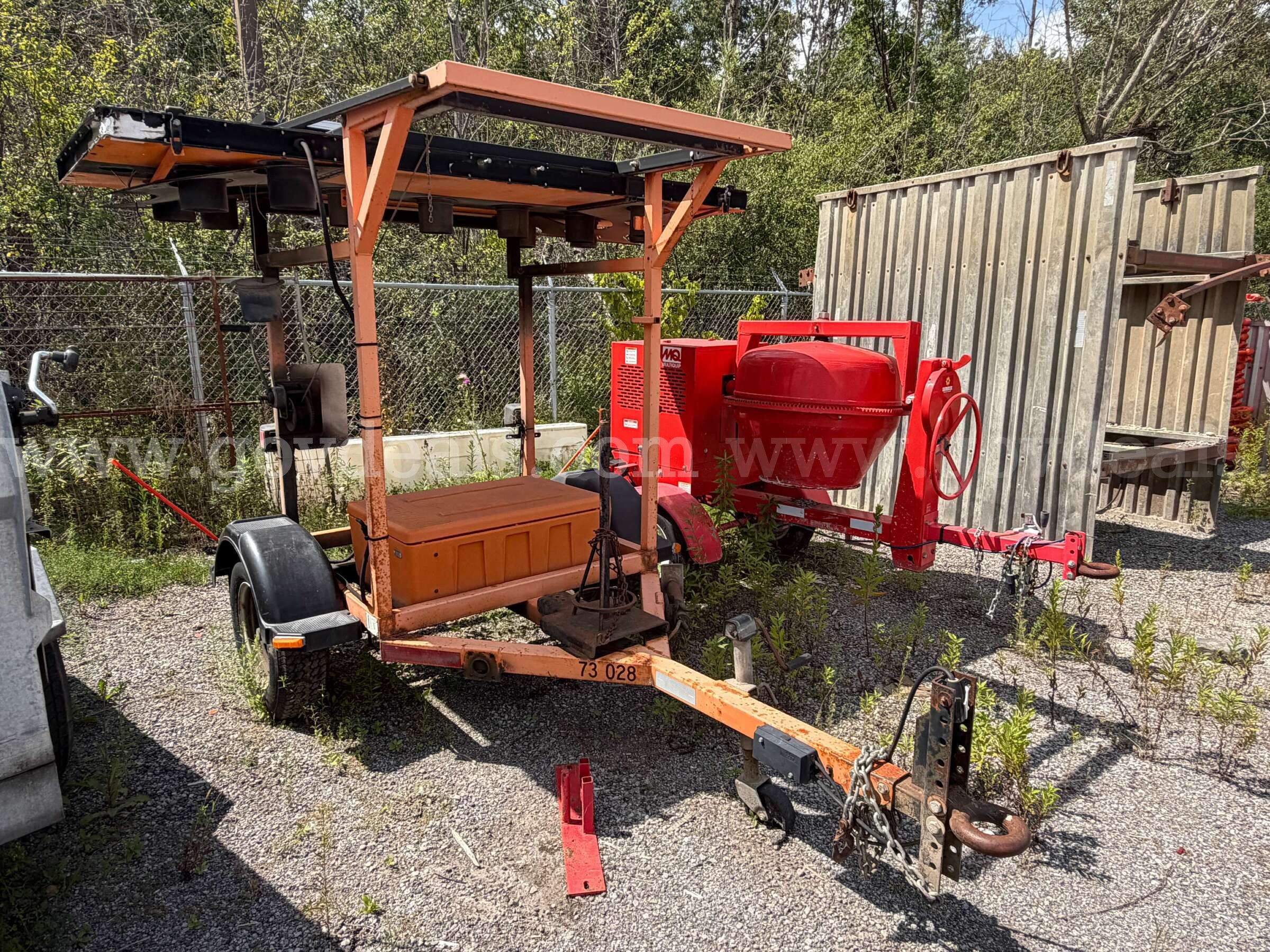 Arrow Board Traffic Trailer Folding Display VER-MAC  Government Surplus Auction - Photo #2