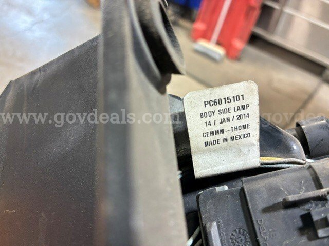 2015 Dodge Durango Taillights and Grille Dodge Durango Government Surplus Auction - Photo #6