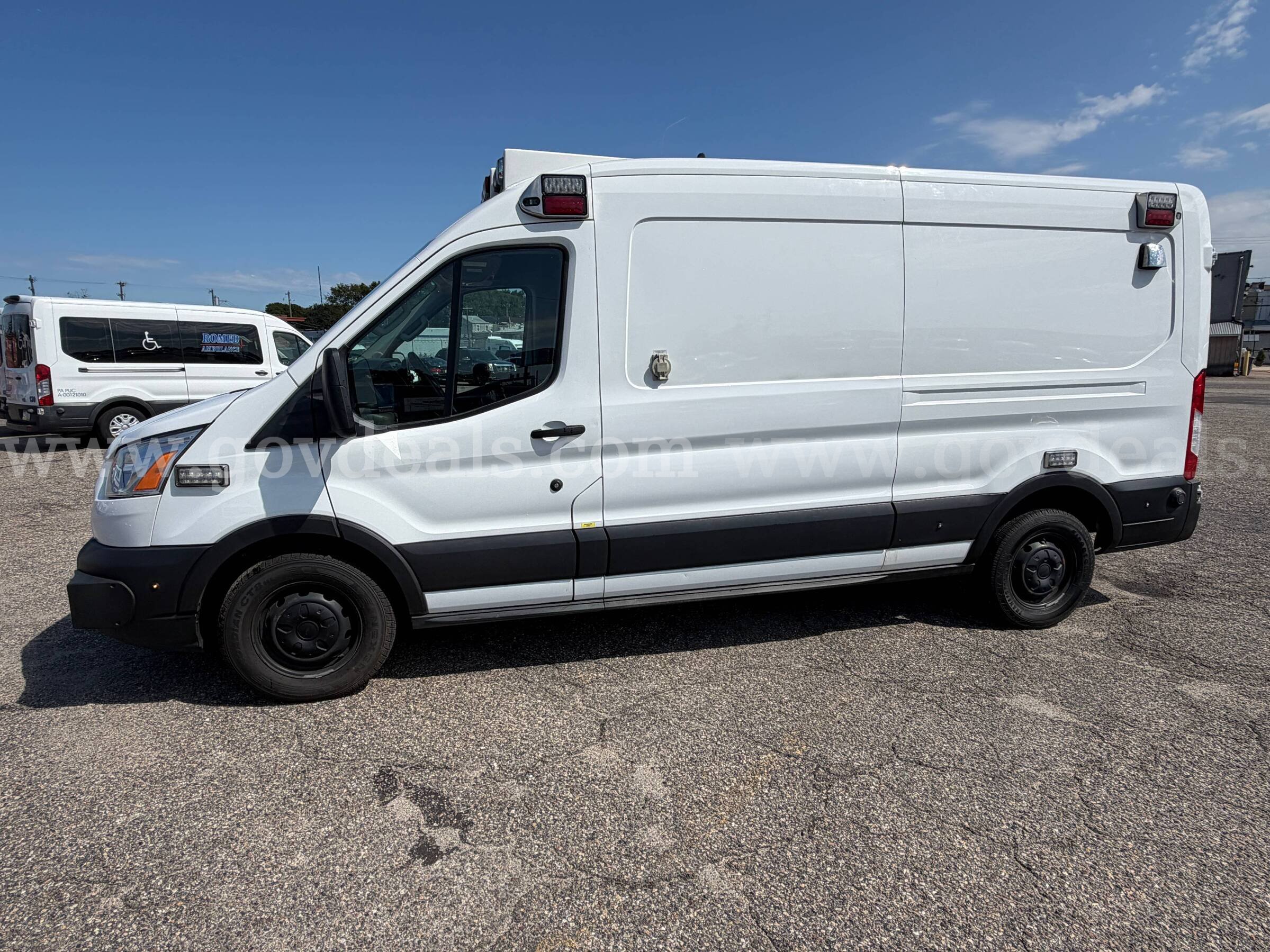 2020 Ford Transit Type II Miller Coach Ambulance Ford Transit Government Surplus Auction - Photo #3