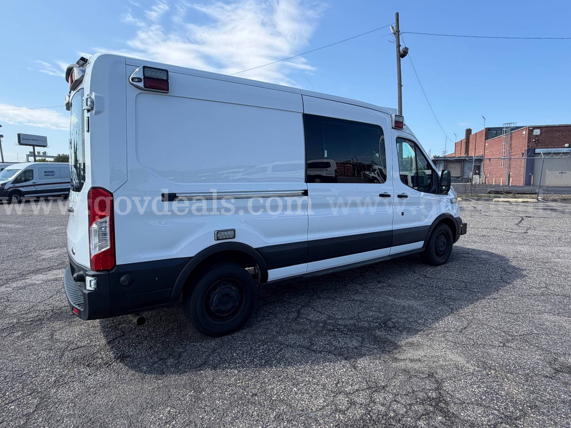 2020 Ford Transit Type II Miller Coach Ambulance Ford Transit Government Surplus Auction - Photo #6