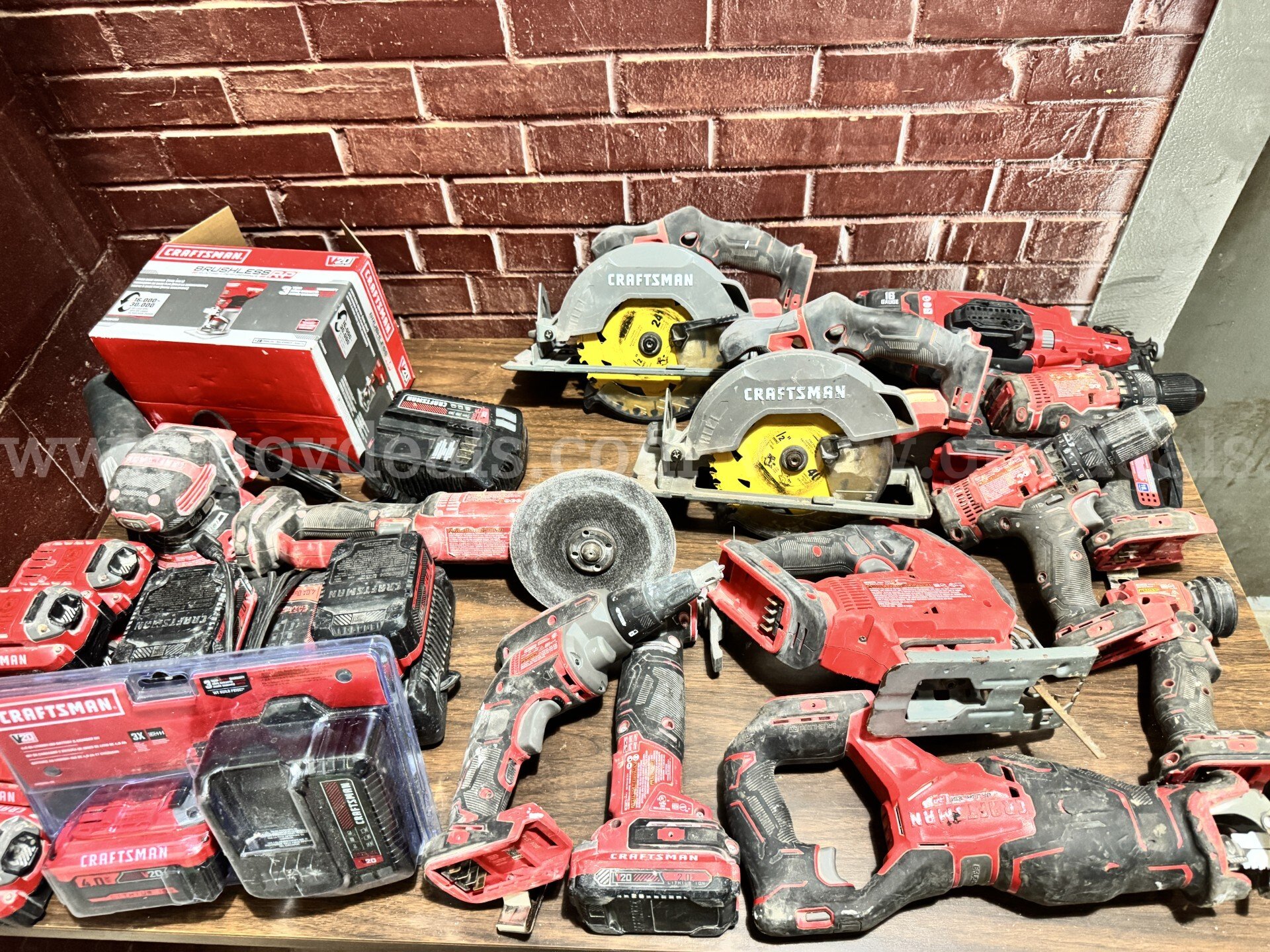 Dewalt & Craftsman tools & Speaker Craftsman & Dewalt  Government Surplus Auction - Primary Photo