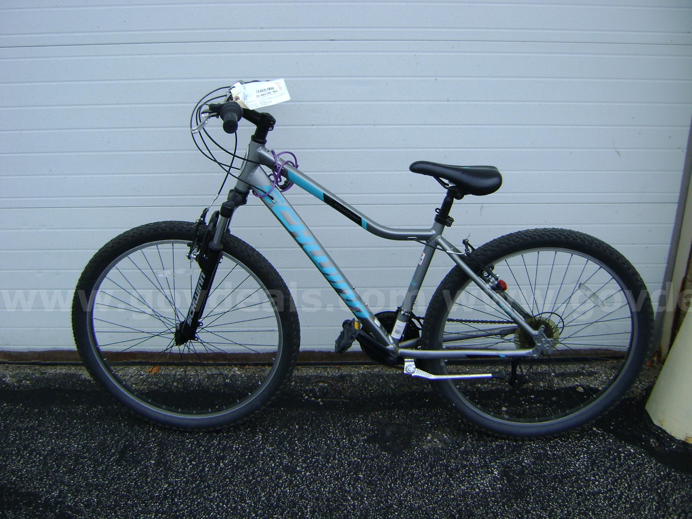 One Lot of used bicycles   Government Surplus Auction - Photo #3