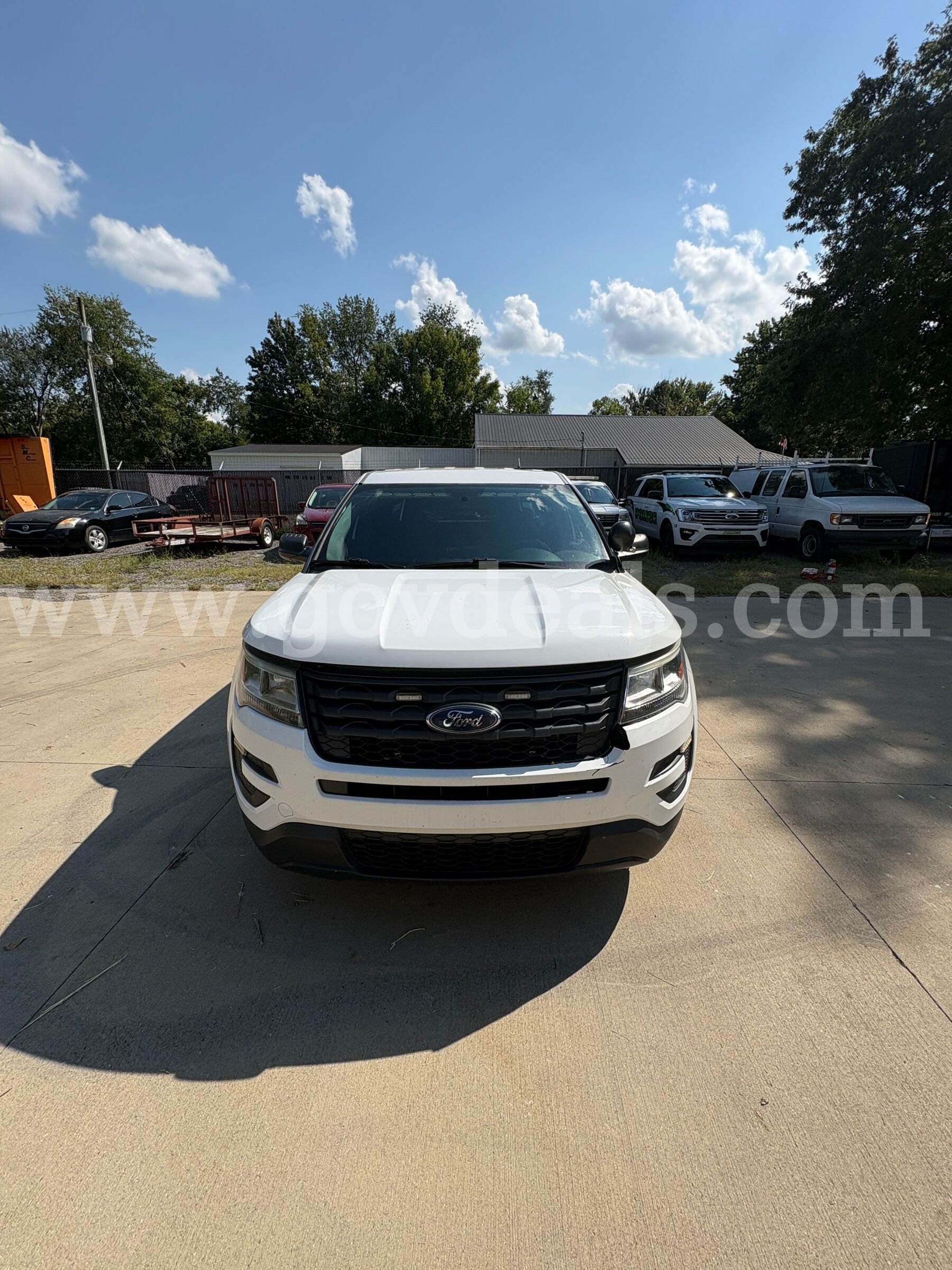 2017 Ford Explorer Police 4WD Ford Explorer Government Surplus Auction - Primary Photo