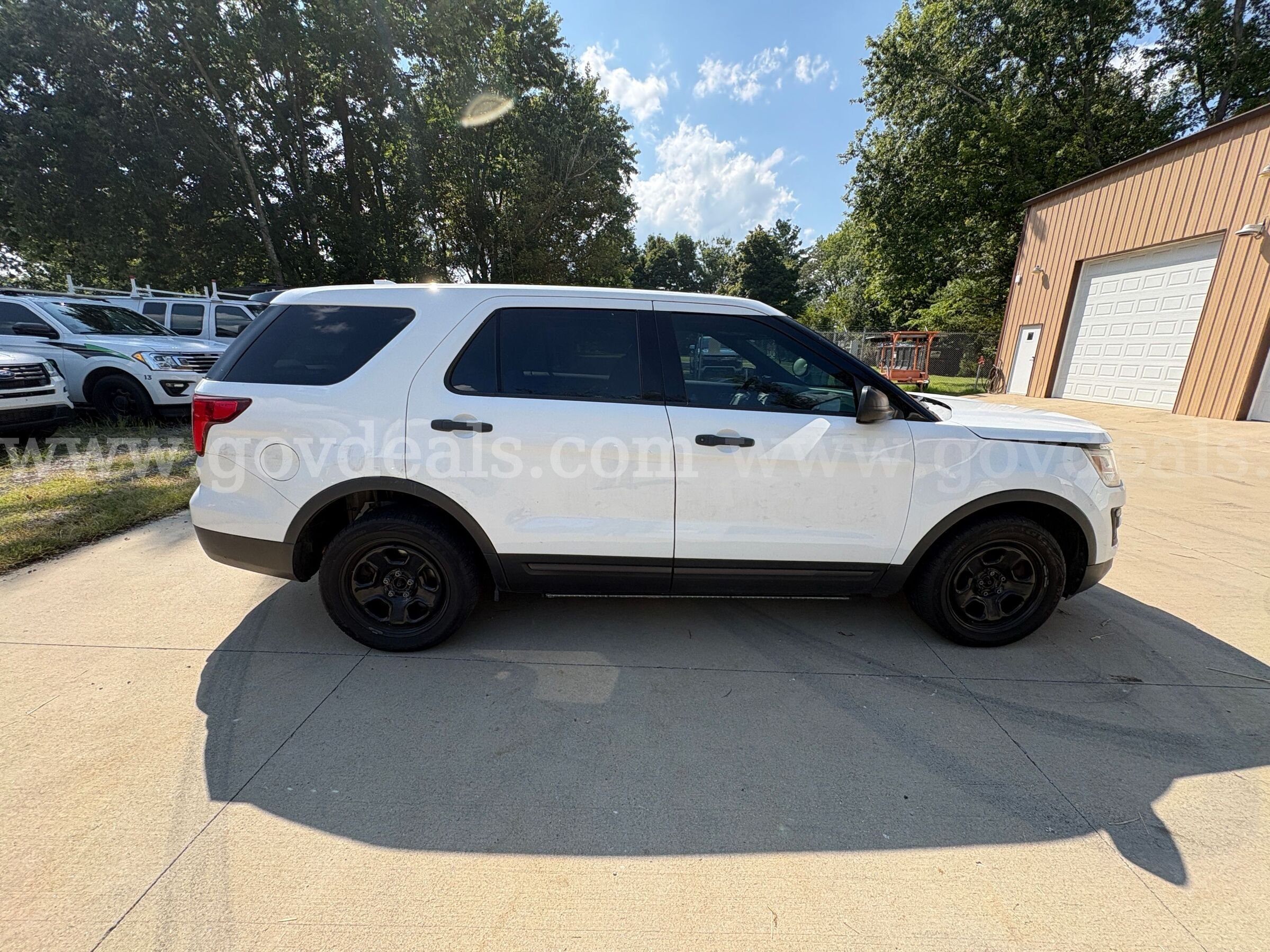 2017 Ford Explorer Police 4WD Ford Explorer Government Surplus Auction - Photo #4