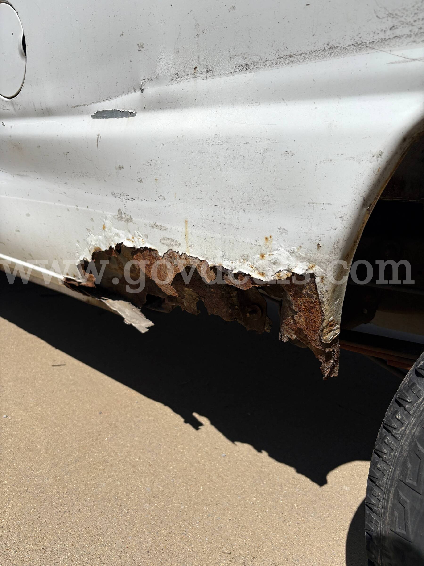 2003 Ford Econoline E-250 Ford E-250 Government Surplus Auction - Photo #3