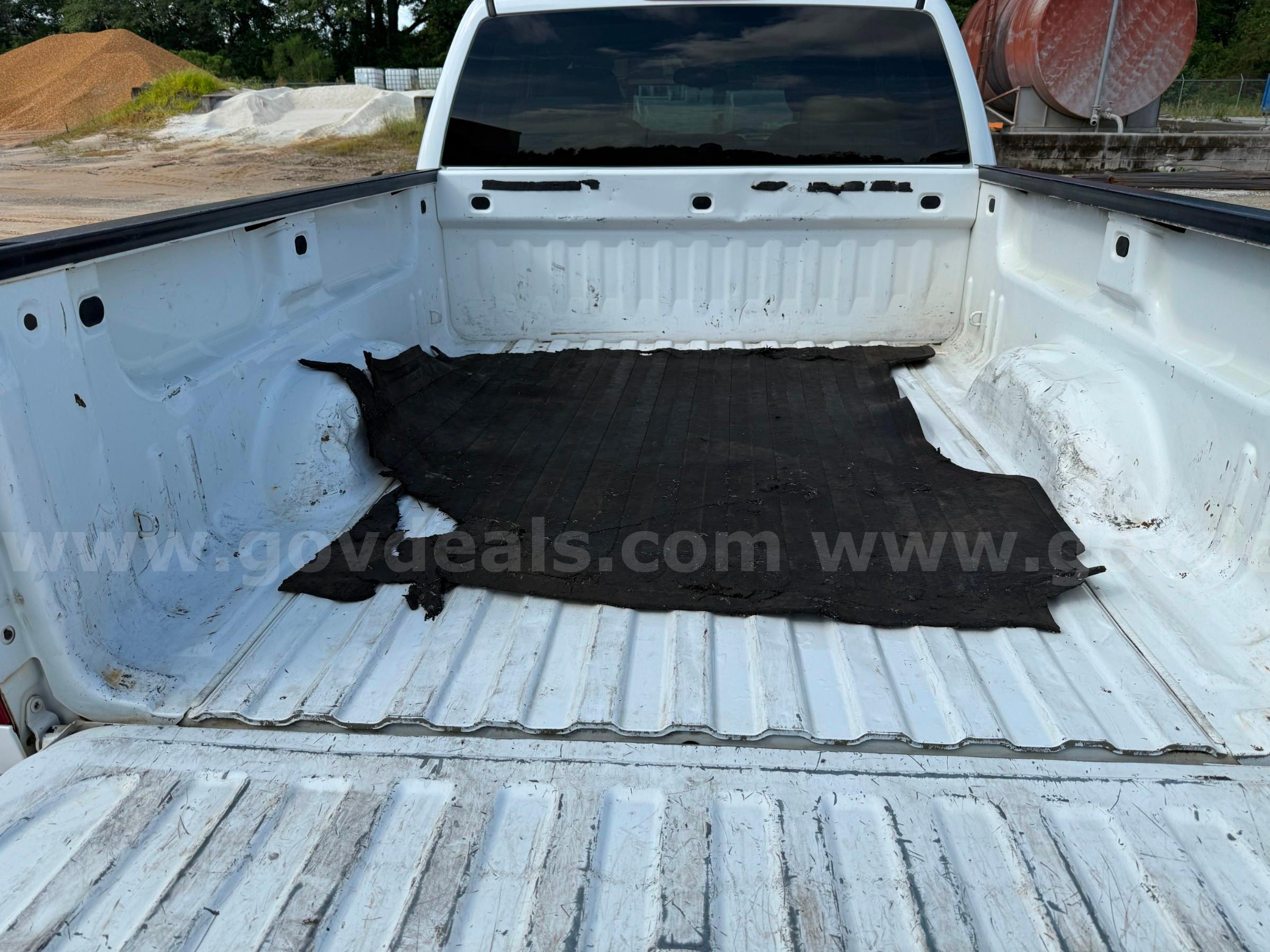 2012 Chevrolet Silverado 1500 LT Ext. Cab 2WD Chevrolet Silverado Government Surplus Auction - Photo #6