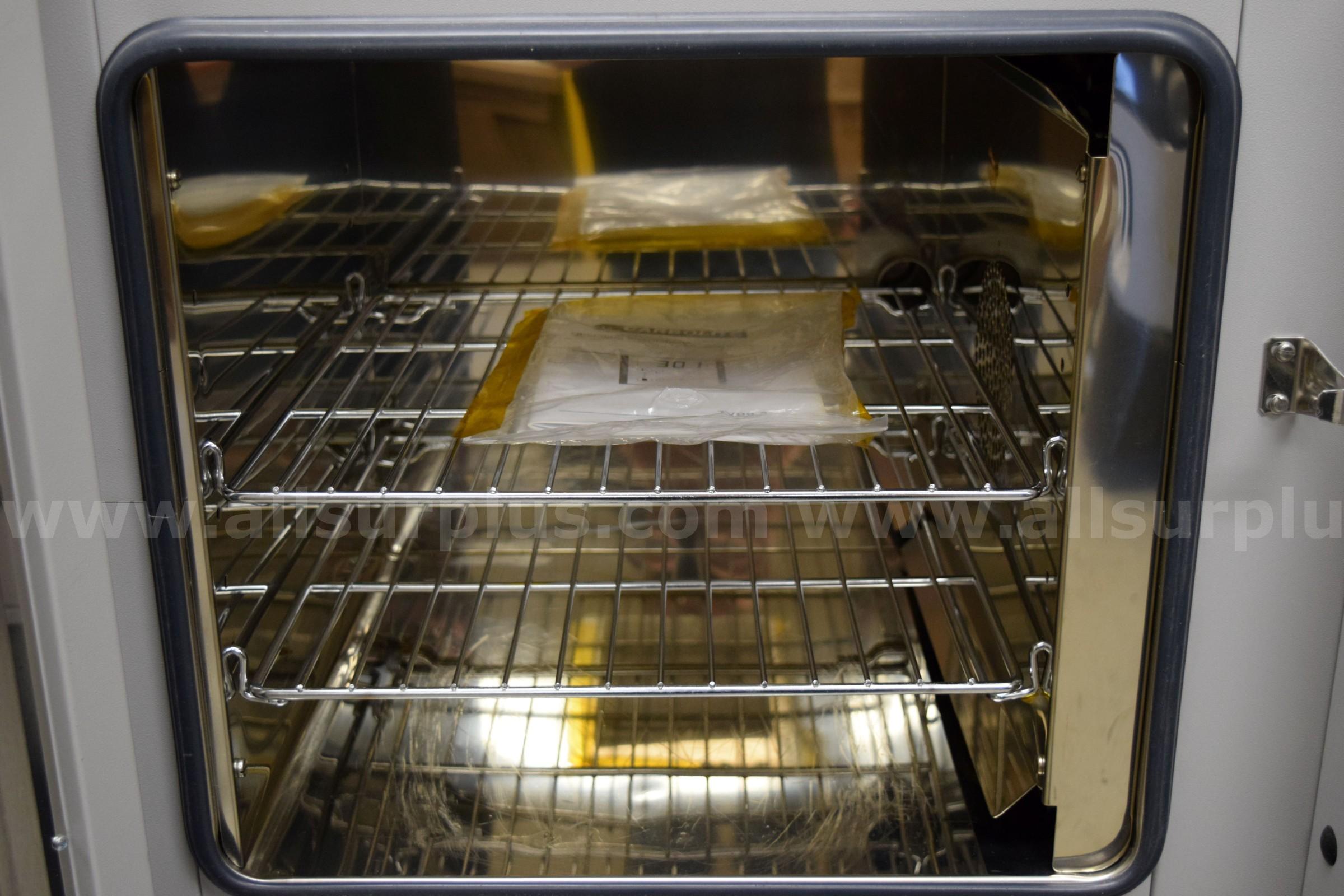 Carbolite PF60 Laboratory Oven Carbolite PF60 Government Surplus Auction - Photo #2
