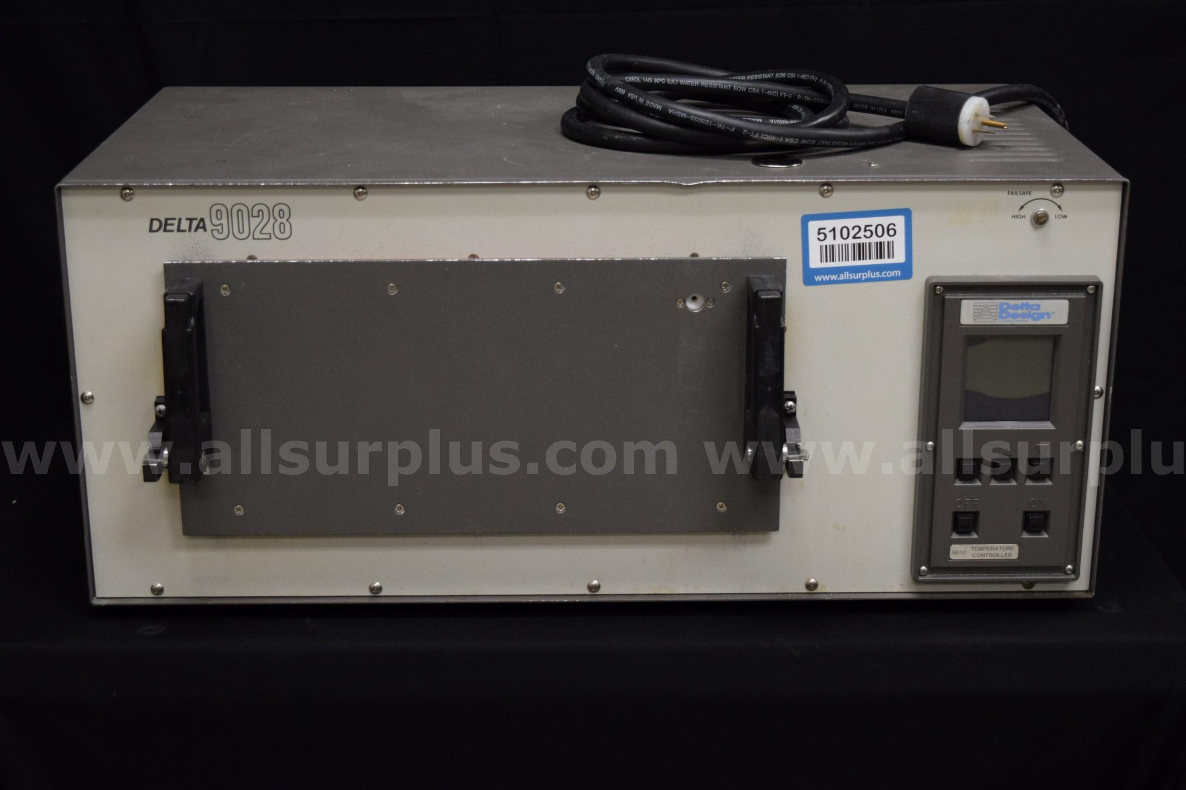 Delta 9028 1-3-1 Environmental Chamber