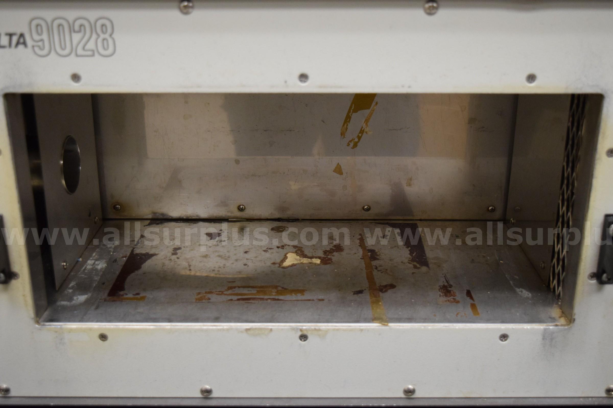 Delta 9028 1-3-1 Environmental Chamber Delta 9028 Government Surplus Auction - Photo #2
