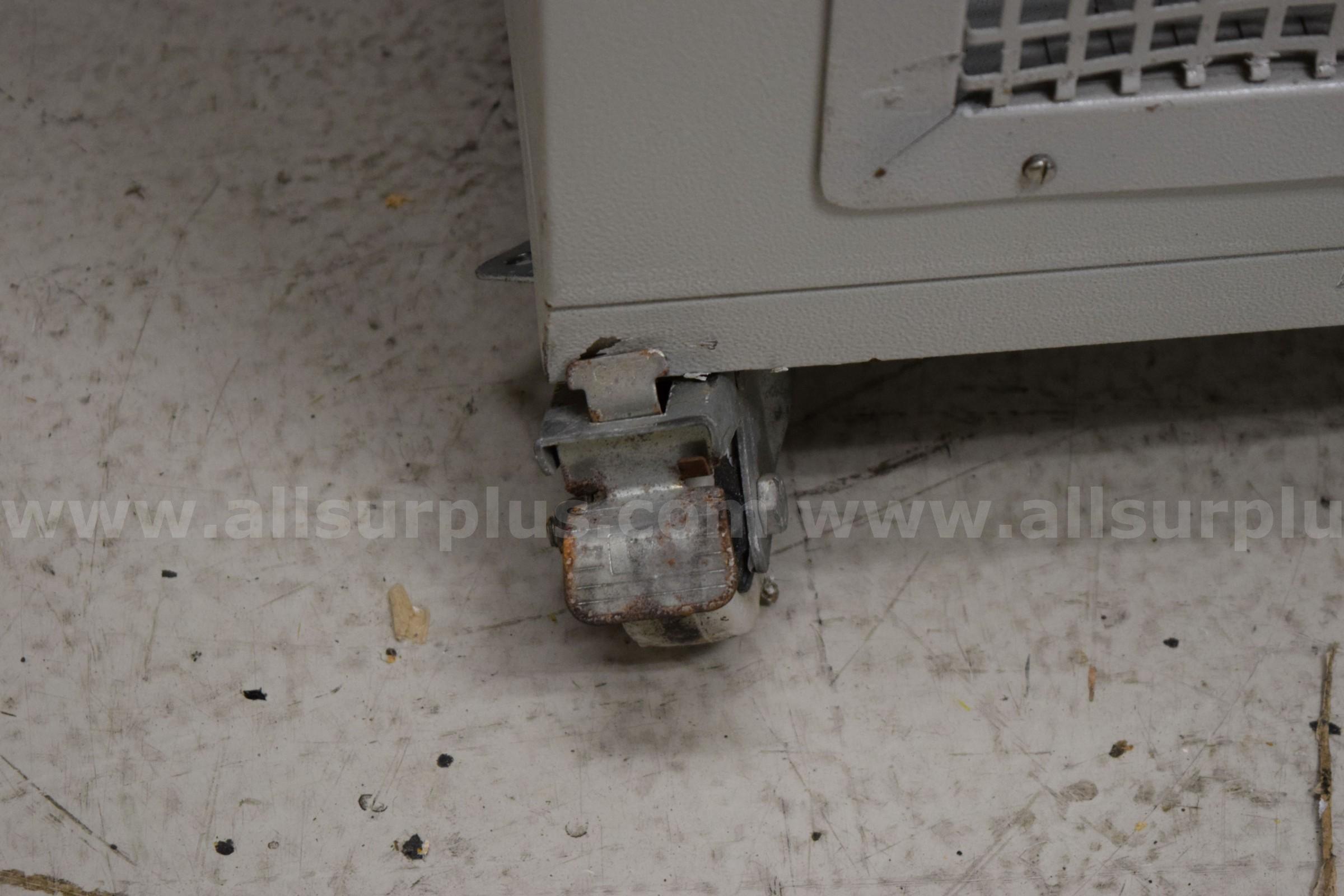 Weiber Acm-78091-S Environmental Chamber Weiber Acm-78091-S Government Surplus Auction - Photo #2