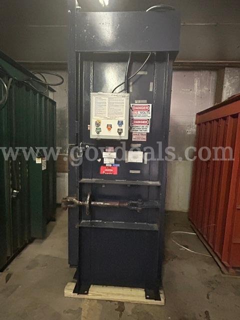 Cardboard Baler JV Baler DBR-72 Government Surplus Auction - Photo #2