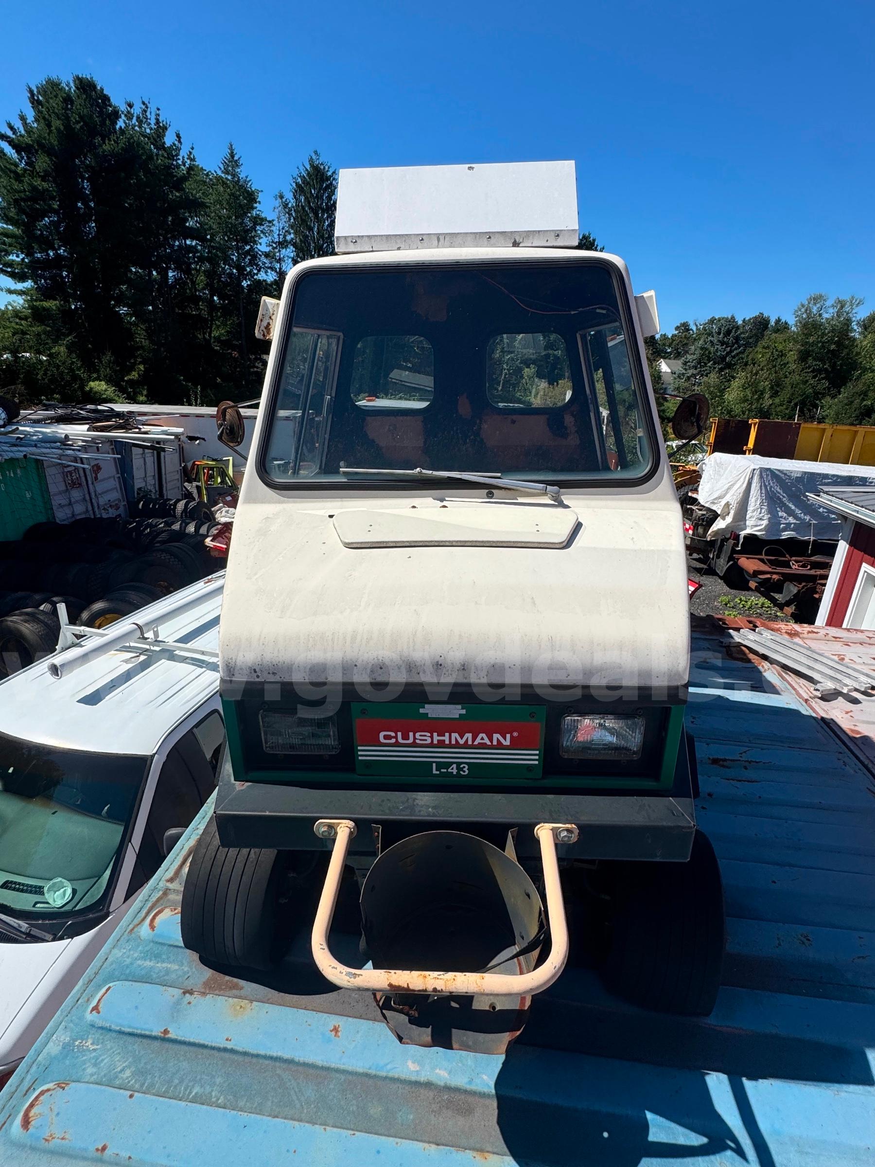 Cushman Truckster RTV  Turf Truckster Government Surplus Auction - Photo #2