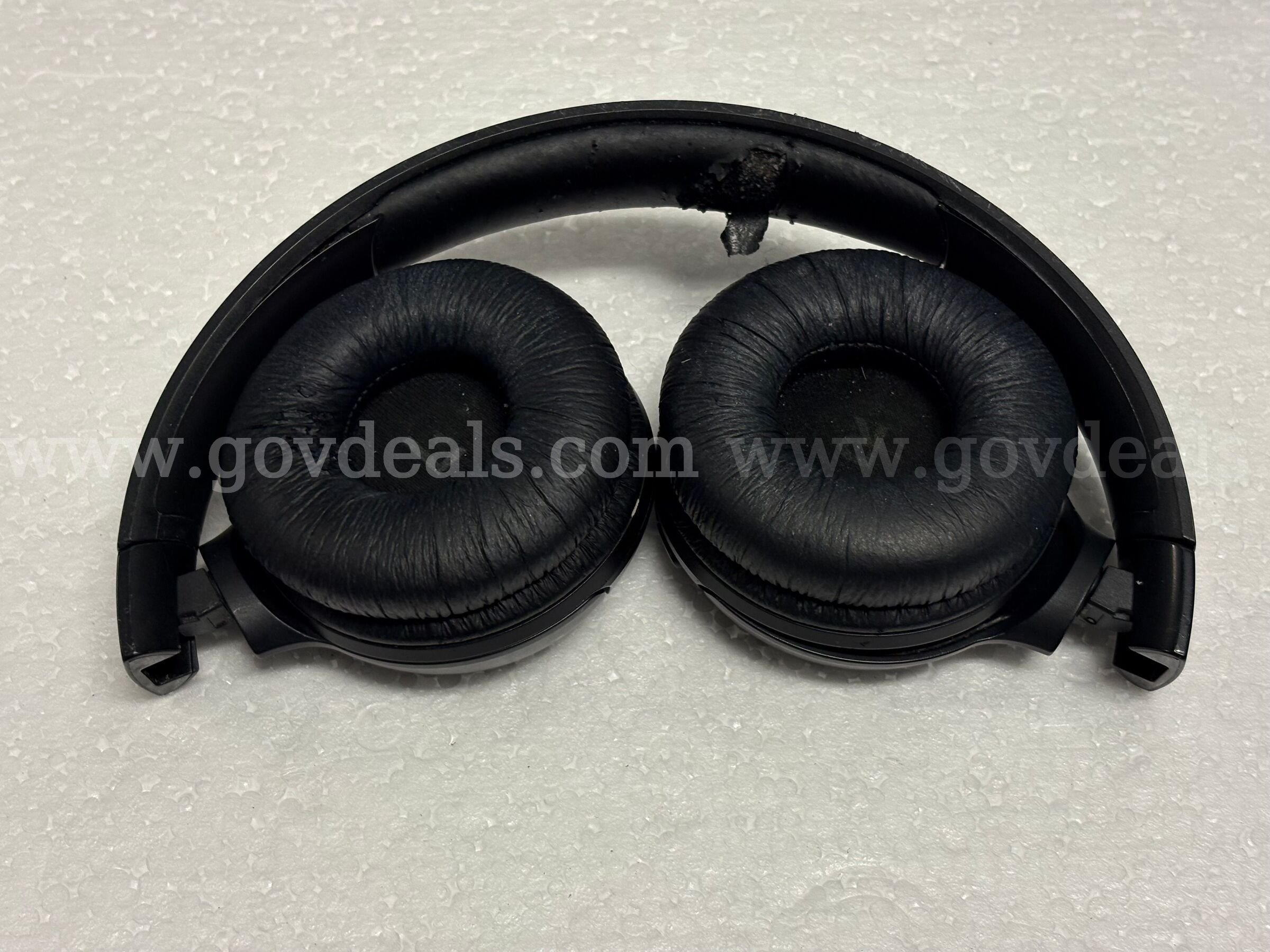 JBL Headphones JBL  Government Surplus Auction - Photo #2