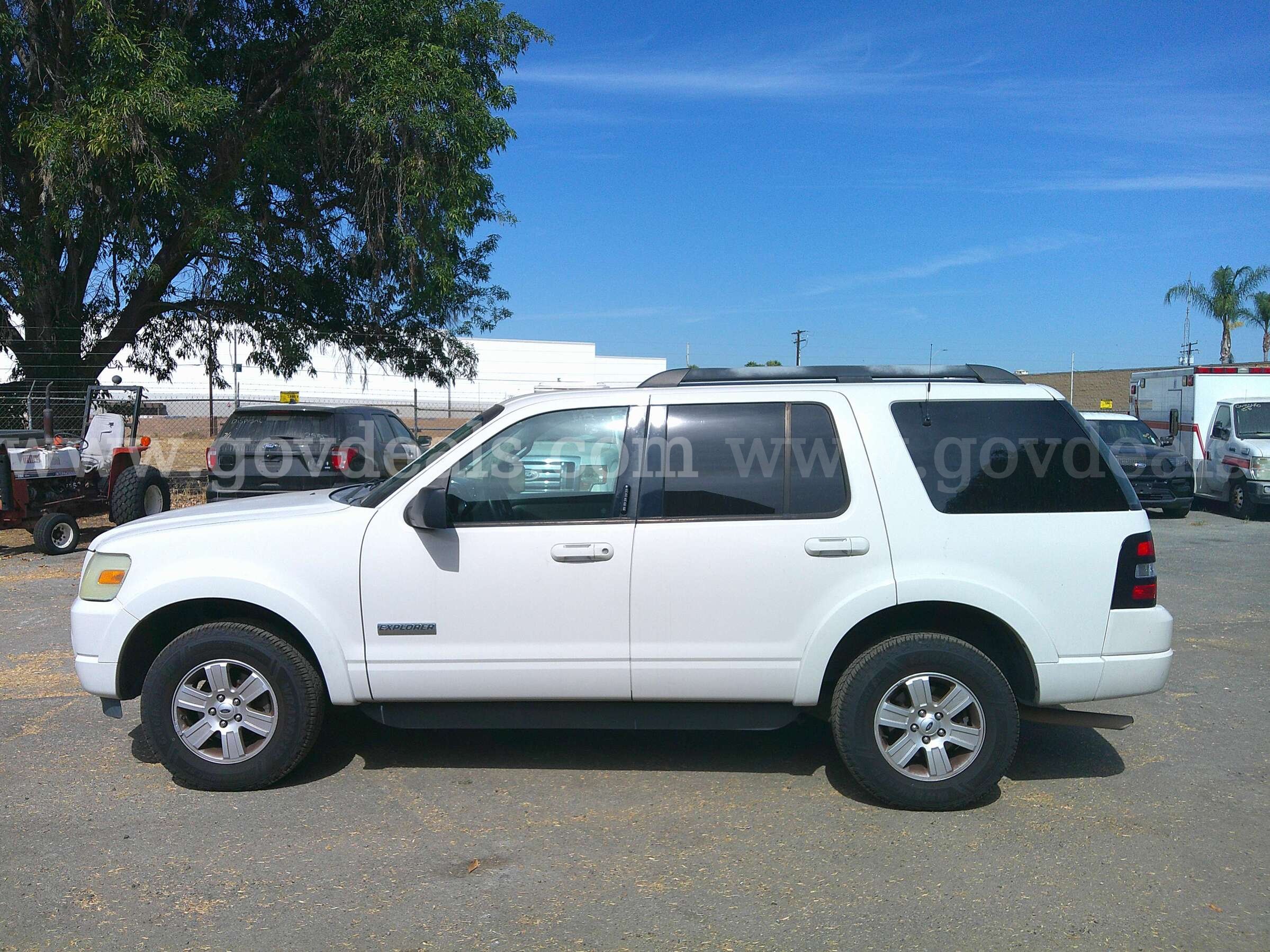 2008 Ford Explorer Ford Explorer Government Surplus Auction - Photo #2