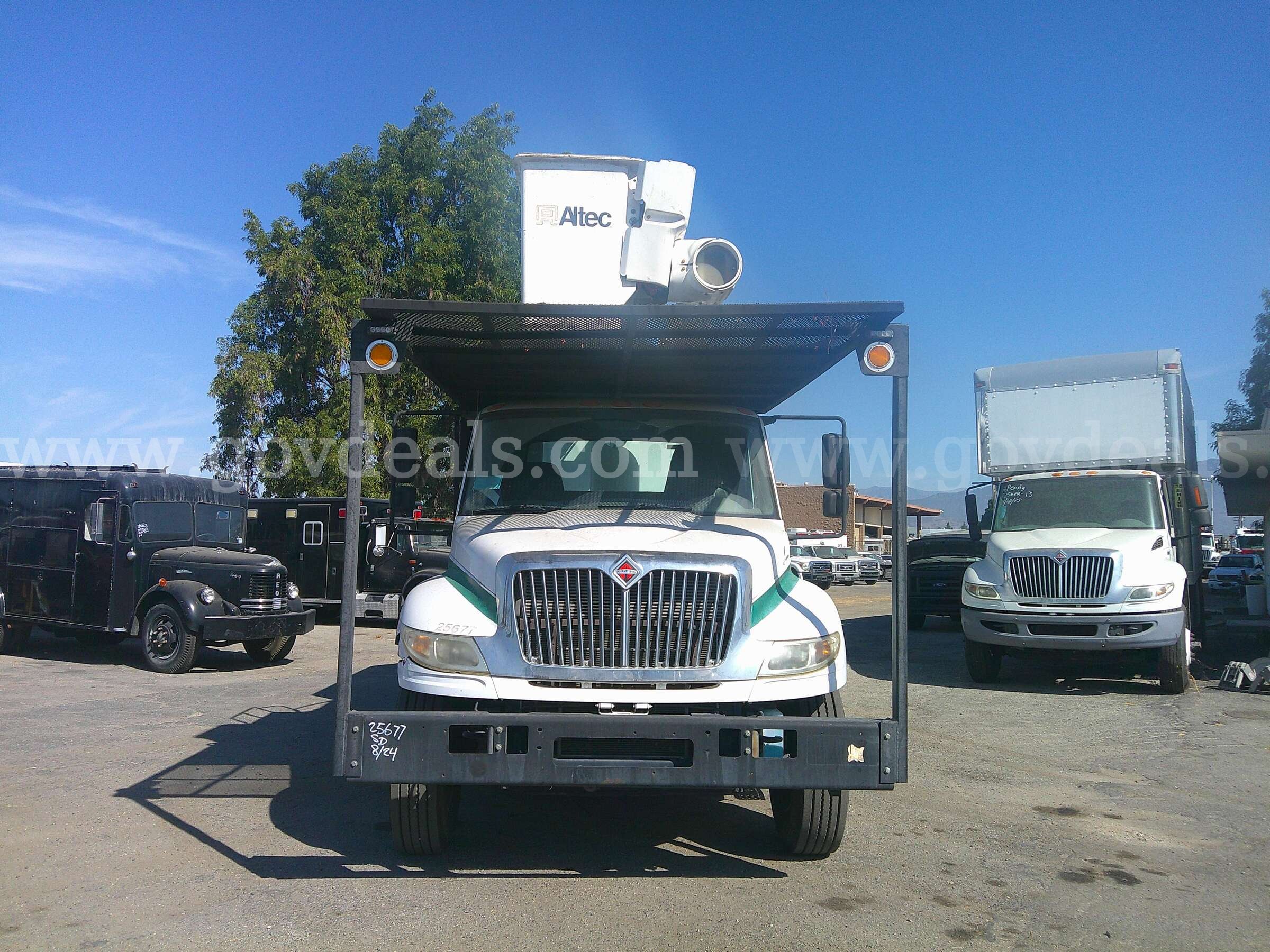 2017 International DuraStar 4400 International 4400 Government Surplus Auction - Photo #3