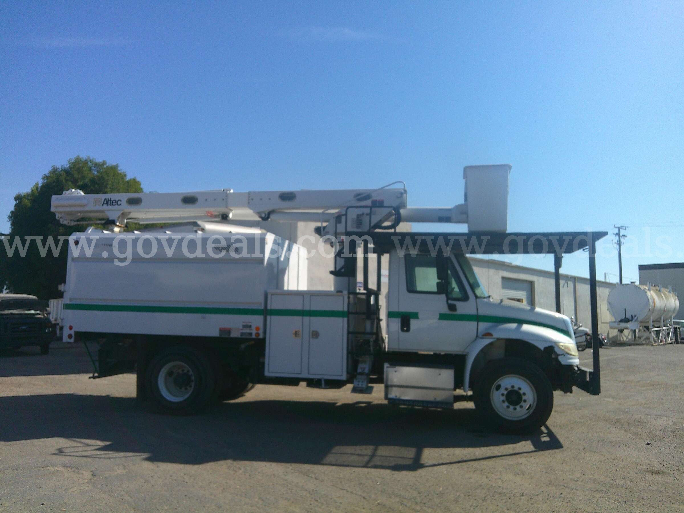 2017 International DuraStar 4400 International 4400 Government Surplus Auction - Photo #4