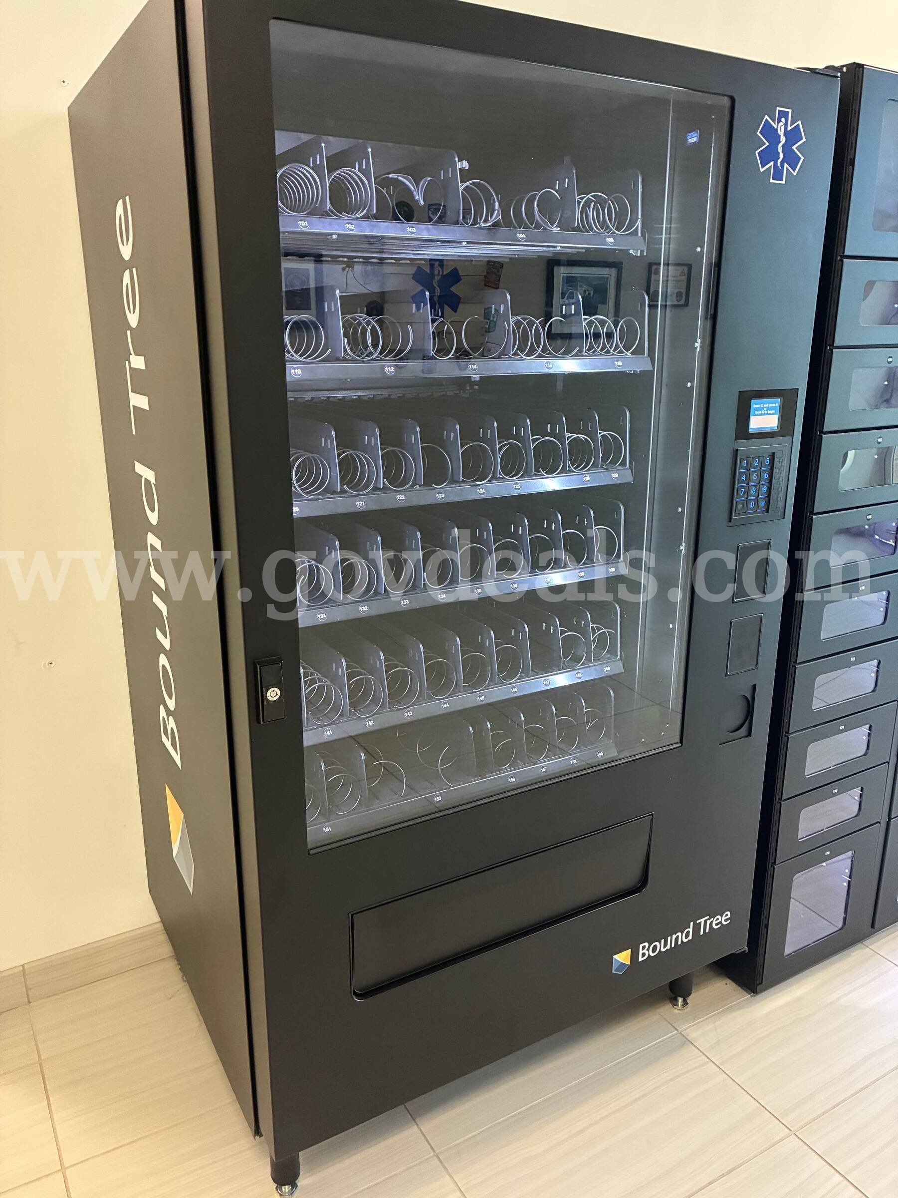 U-Cap it inventory machines- 2 machines and locker   Government Surplus Auction - Primary Photo
