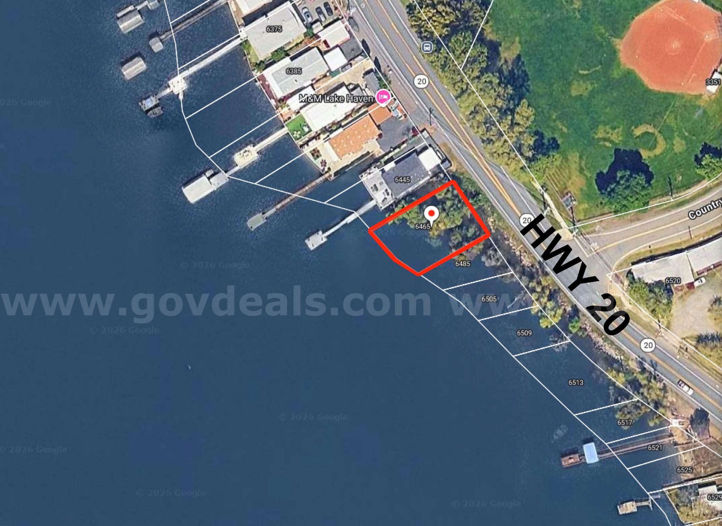 Clearlake, California - LAKEFRONT Lot in Lucerne