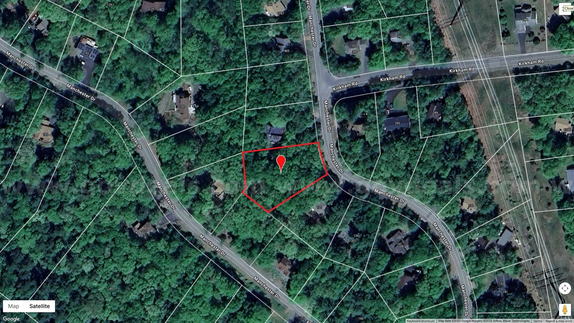 Prime Half-Acre Build Lot in Saw Creek Estates — Woods, Privacy & Resort Amenities   Government Surplus Auction - Primary Photo