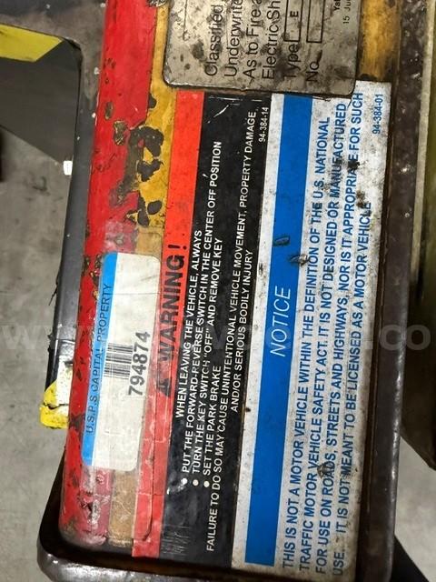 YALE TRACTOR TOW TUG Yale  Government Surplus Auction - Photo #3