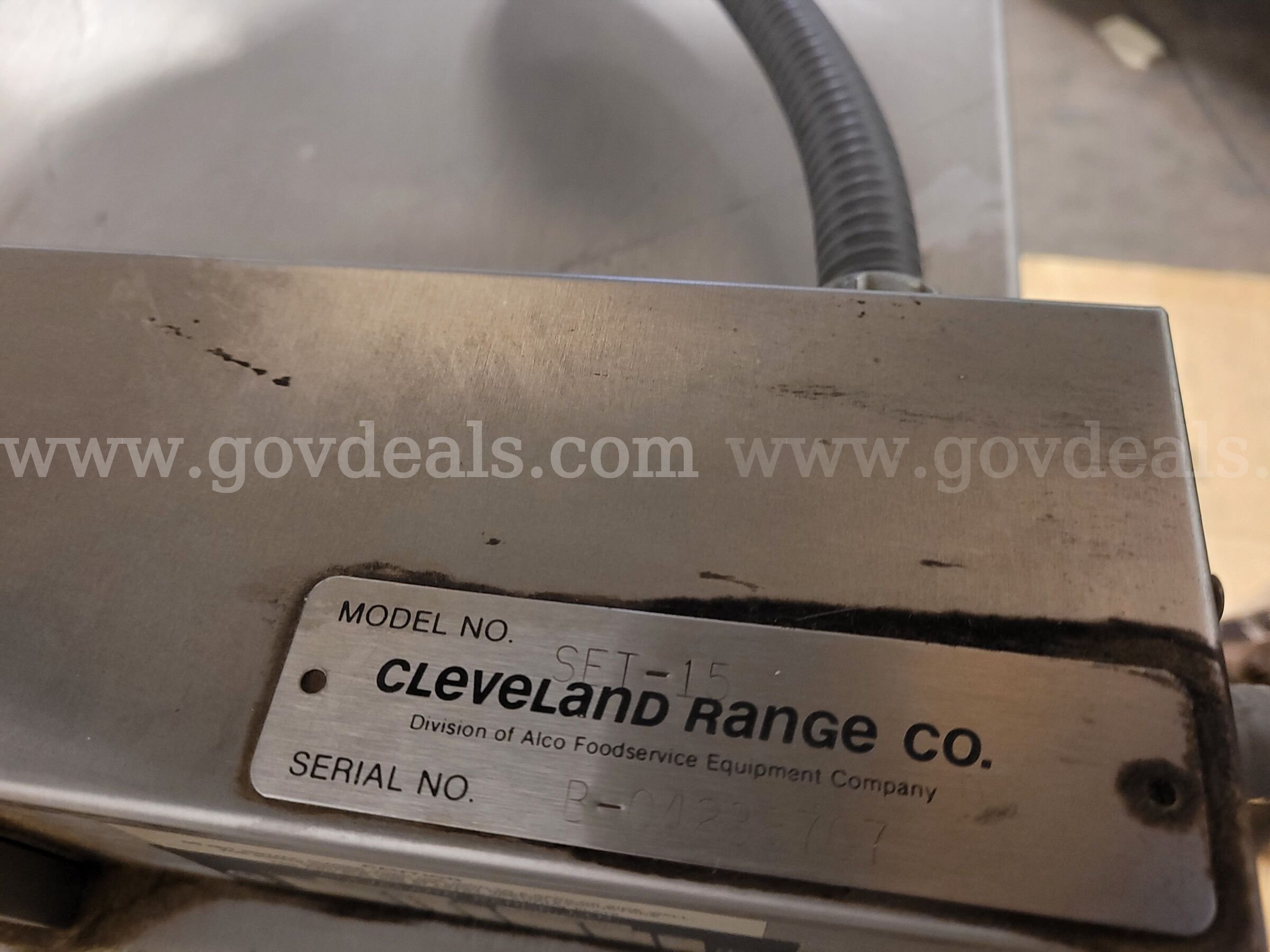 Cleveland Range SET-15 Electric Steam Jacketed Kettle on Stand Cleveland Range SET-15 Government Surplus Auction - Photo #2