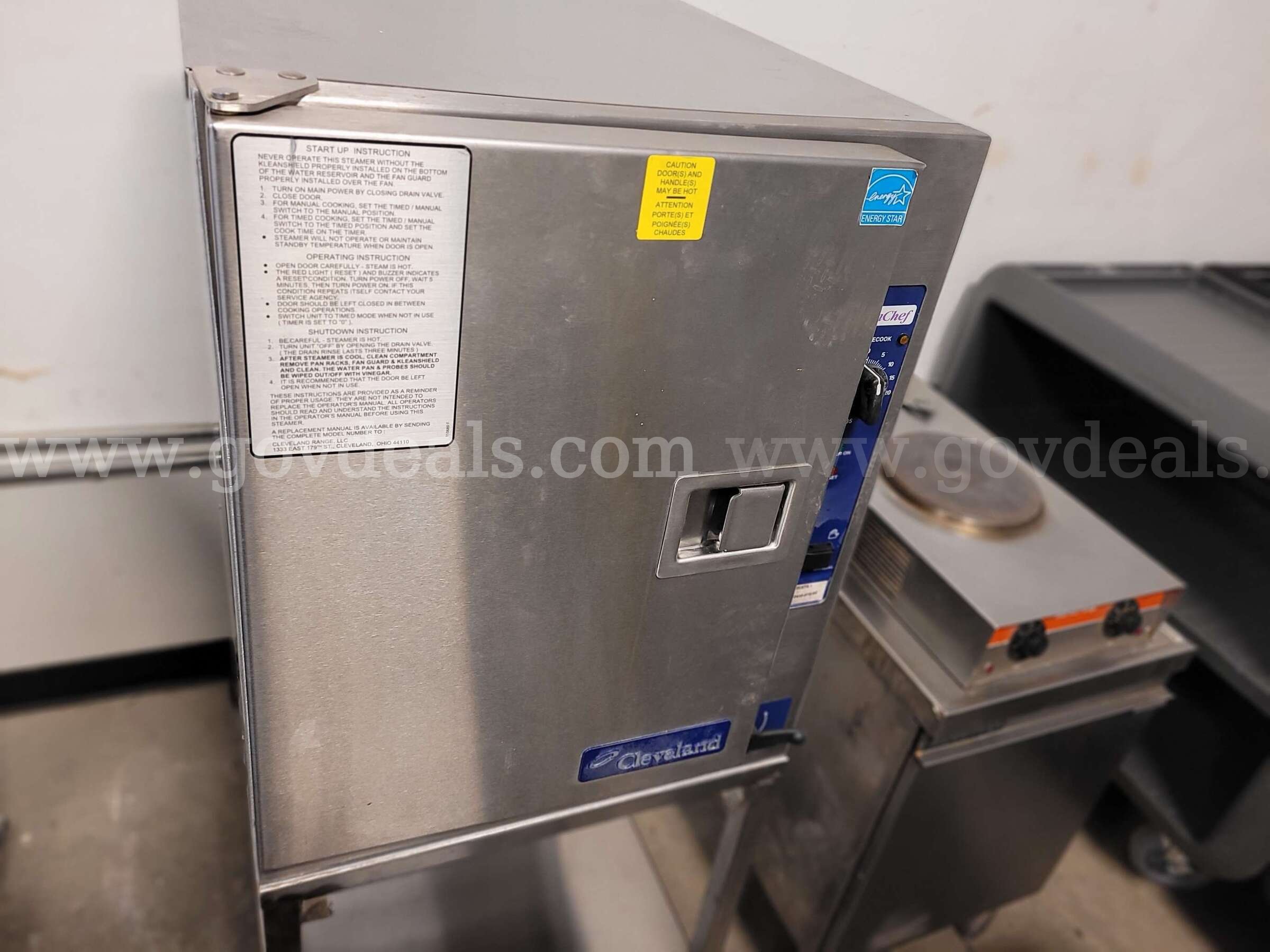 Cleveland SteamChef 22CET6.1 Commercial Countertop Electric Steamer w/ Stand