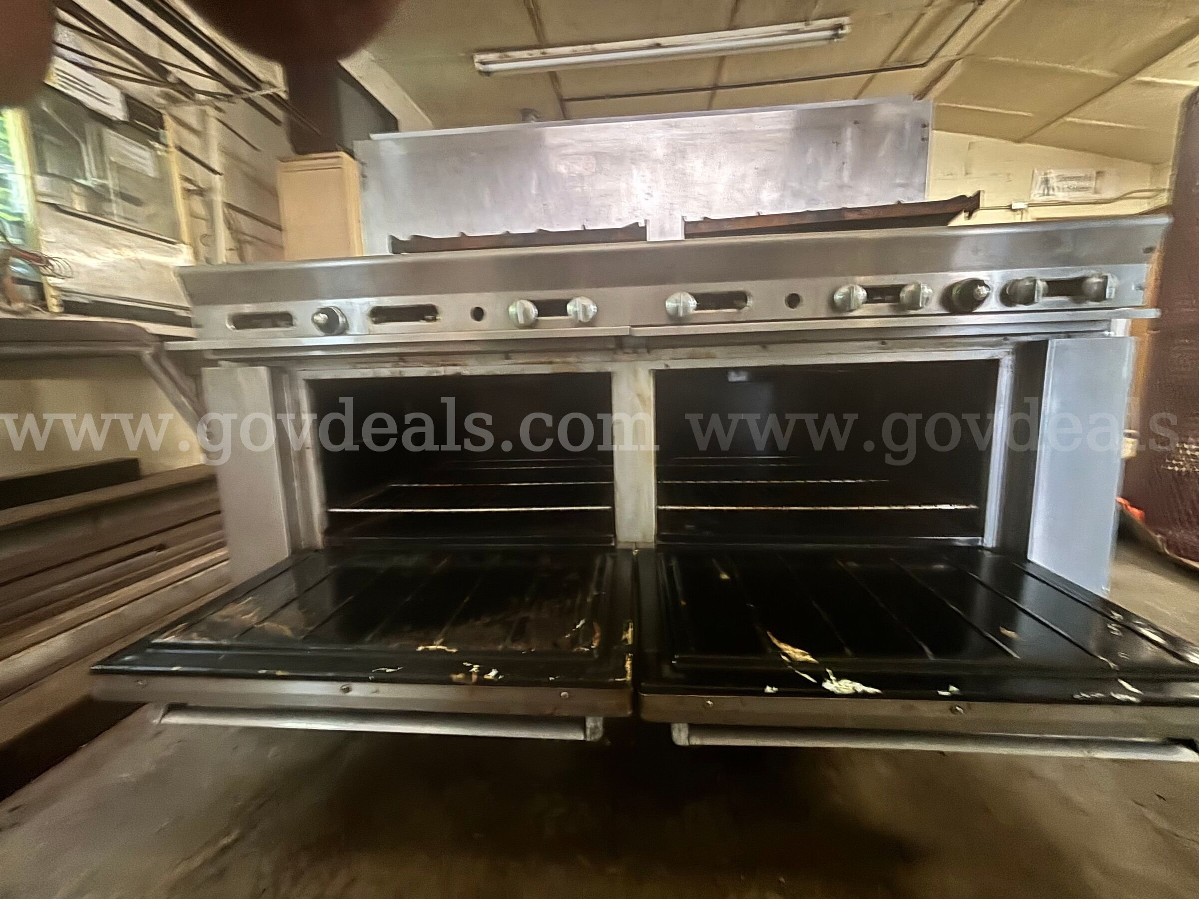 Lot of (2) Commercial Electric Ovens/Ranges – One Working, One Needs Repair   Government Surplus Auction - Photo #3