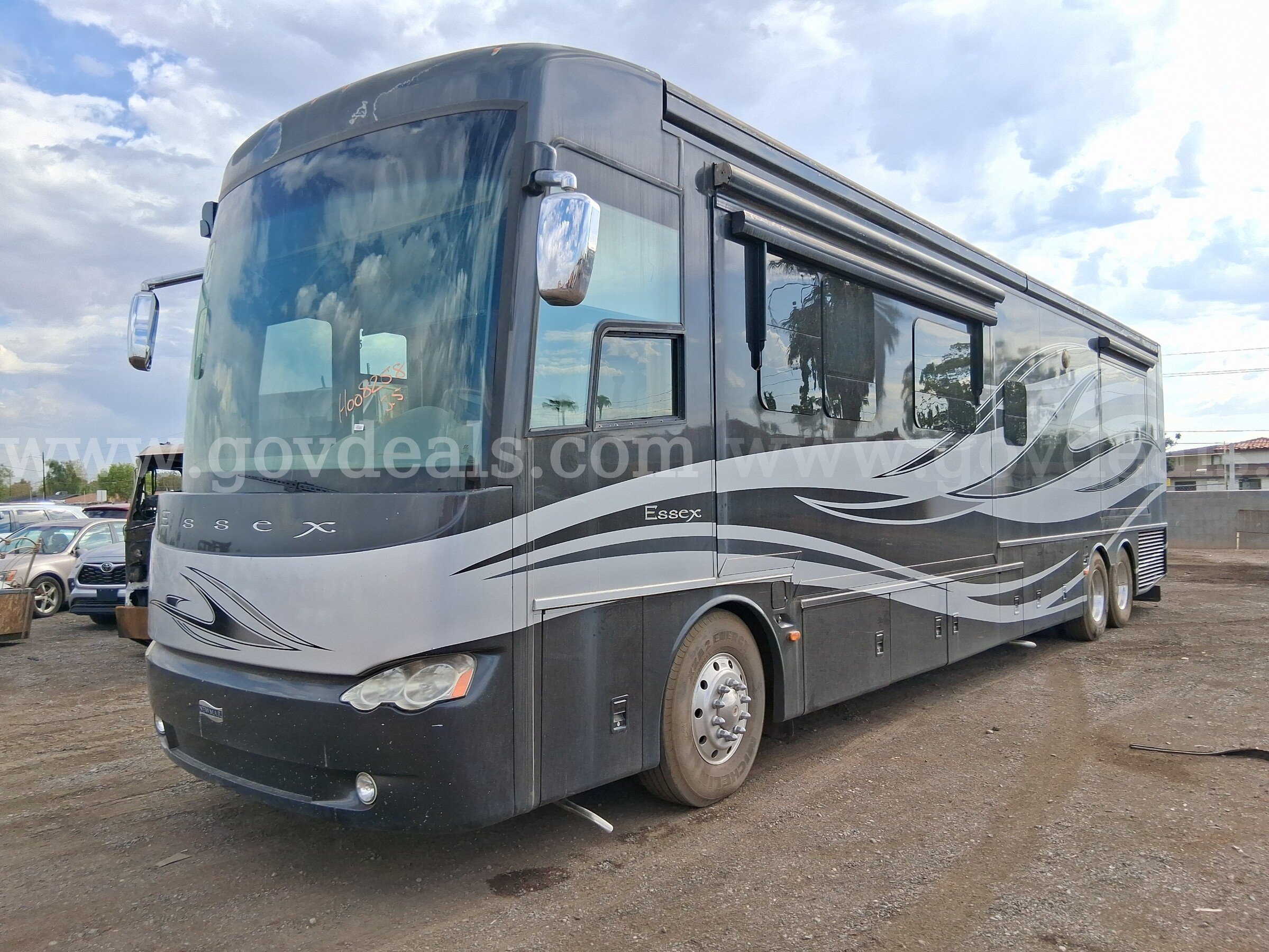 2008 Newmar Essex 4514 Class A Diesel Pusher Motorhome Newmar 4514 Government Surplus Auction - Photo #2