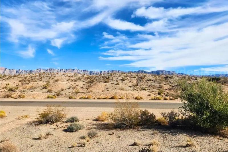 Impressive One Acre Desert Oasis Meadview AZ Lot 20, Close to Lake Mead, Road Frontage   Government Surplus Auction - Photo #4
