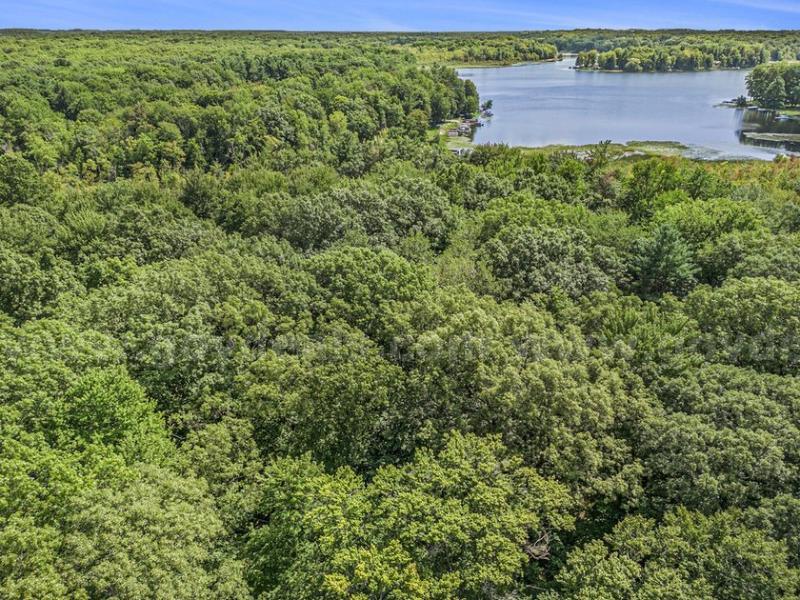 PRIME RECREATIONAL LAND OPPORTUNITY NEAR SADDLE LAKE: 0.14-ACRE LOT IN GRAND JUNCTION, MI