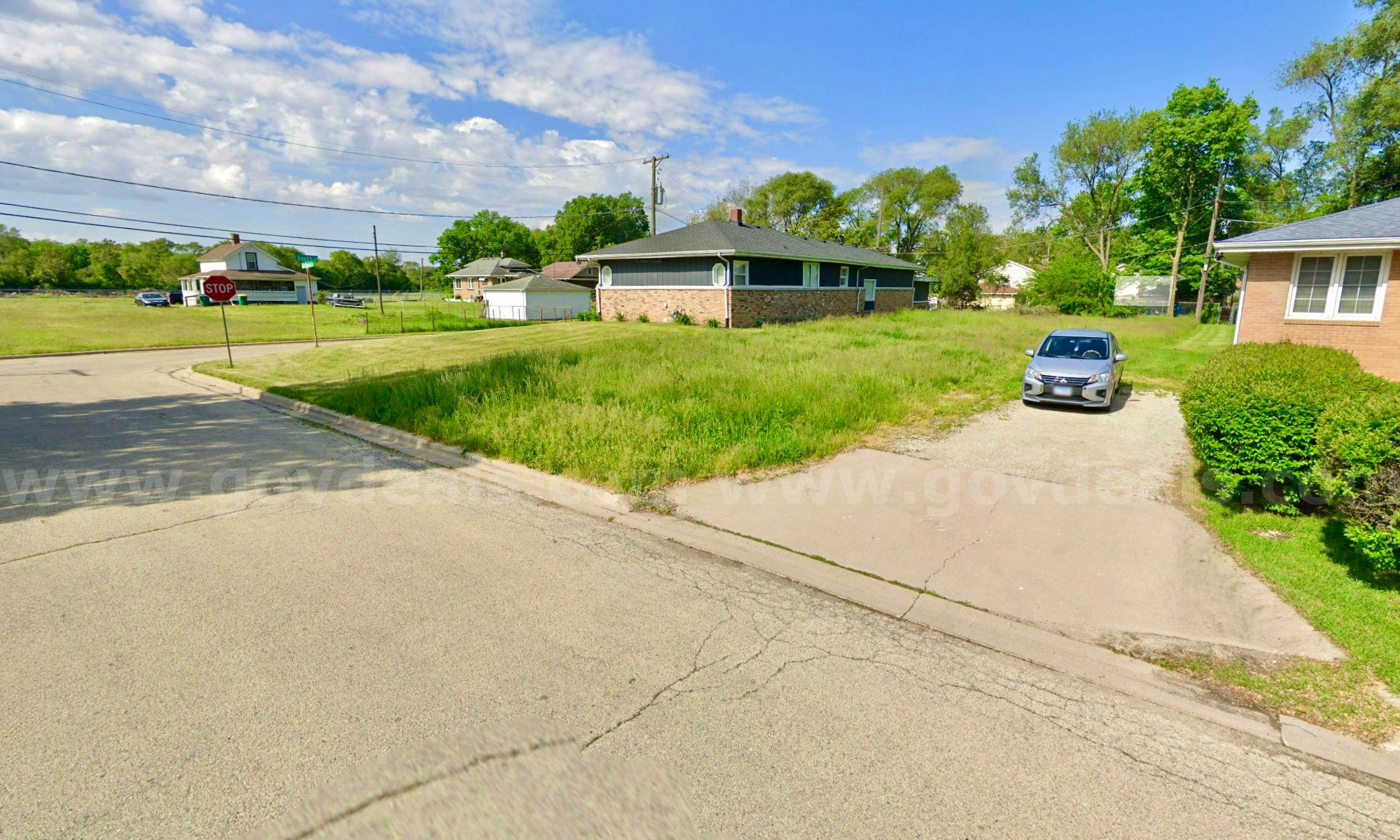 Residential Lot in Chicago Suburbs (Joliet, IL)   Government Surplus Auction - Photo #3