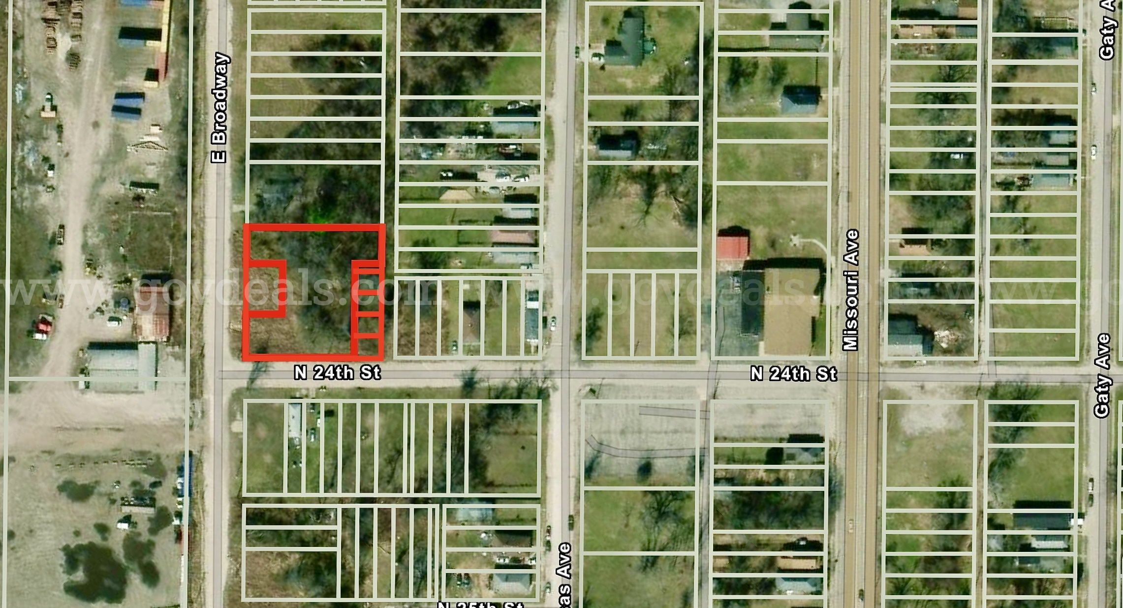 0.77 Ac Large City Lot about 4.1 Miles from Downtown St. Louis   Government Surplus Auction - Photo #6