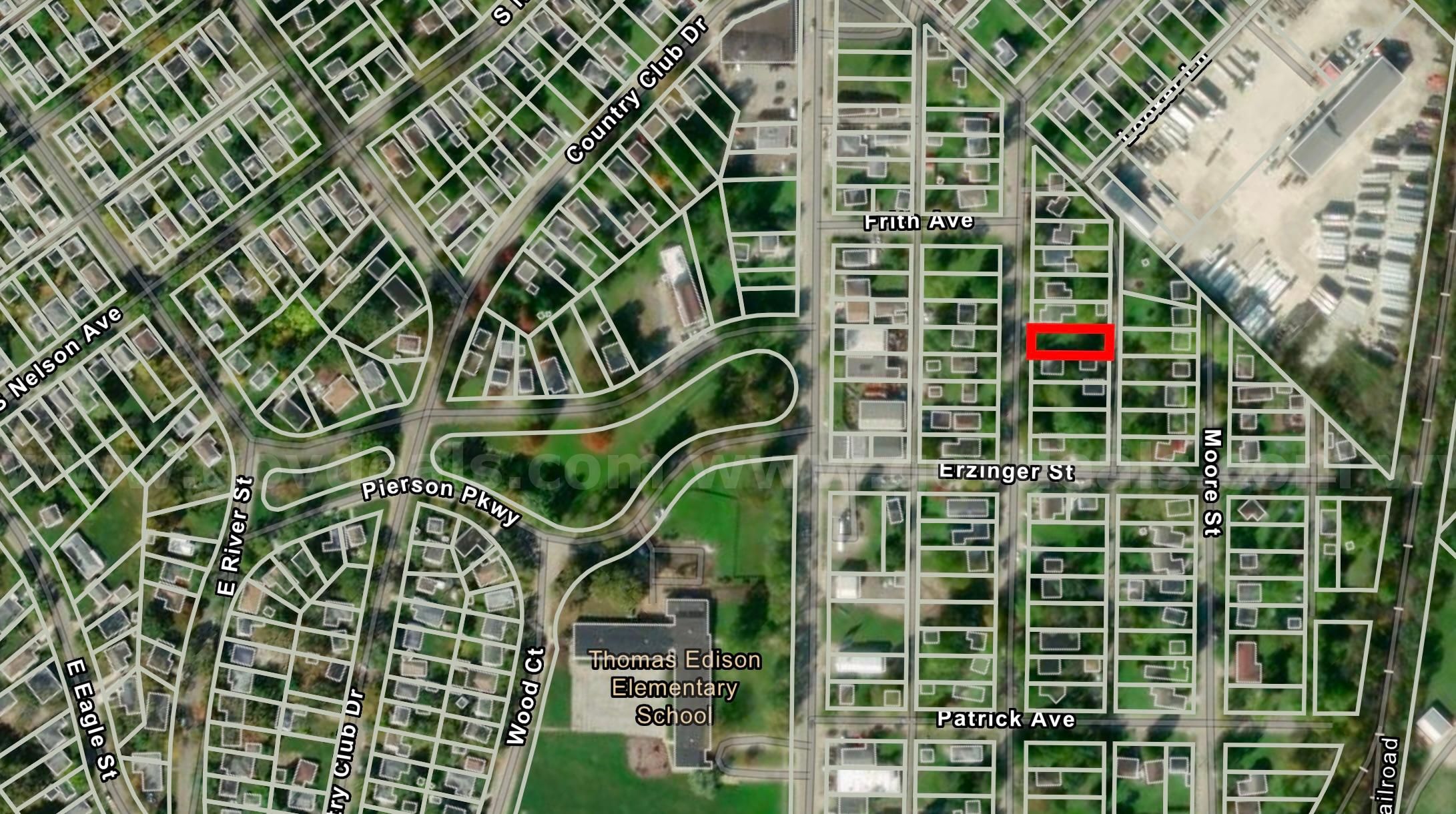 Large 50' X 145' Residential Lot South-West of Chicago (Kankakee, IL)   Government Surplus Auction - Photo #5