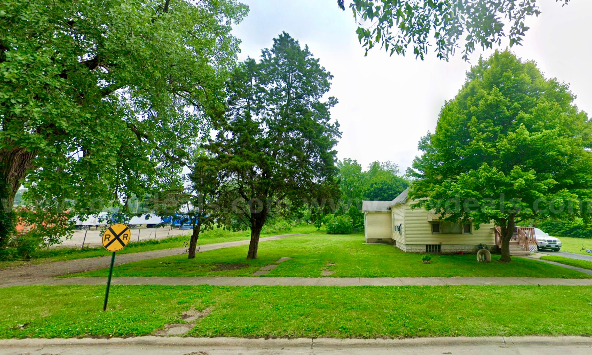 50 X 144 Sq ft Large Residential Lot South-West of Chicago (Kankakee, IL)   Government Surplus Auction - Photo #3