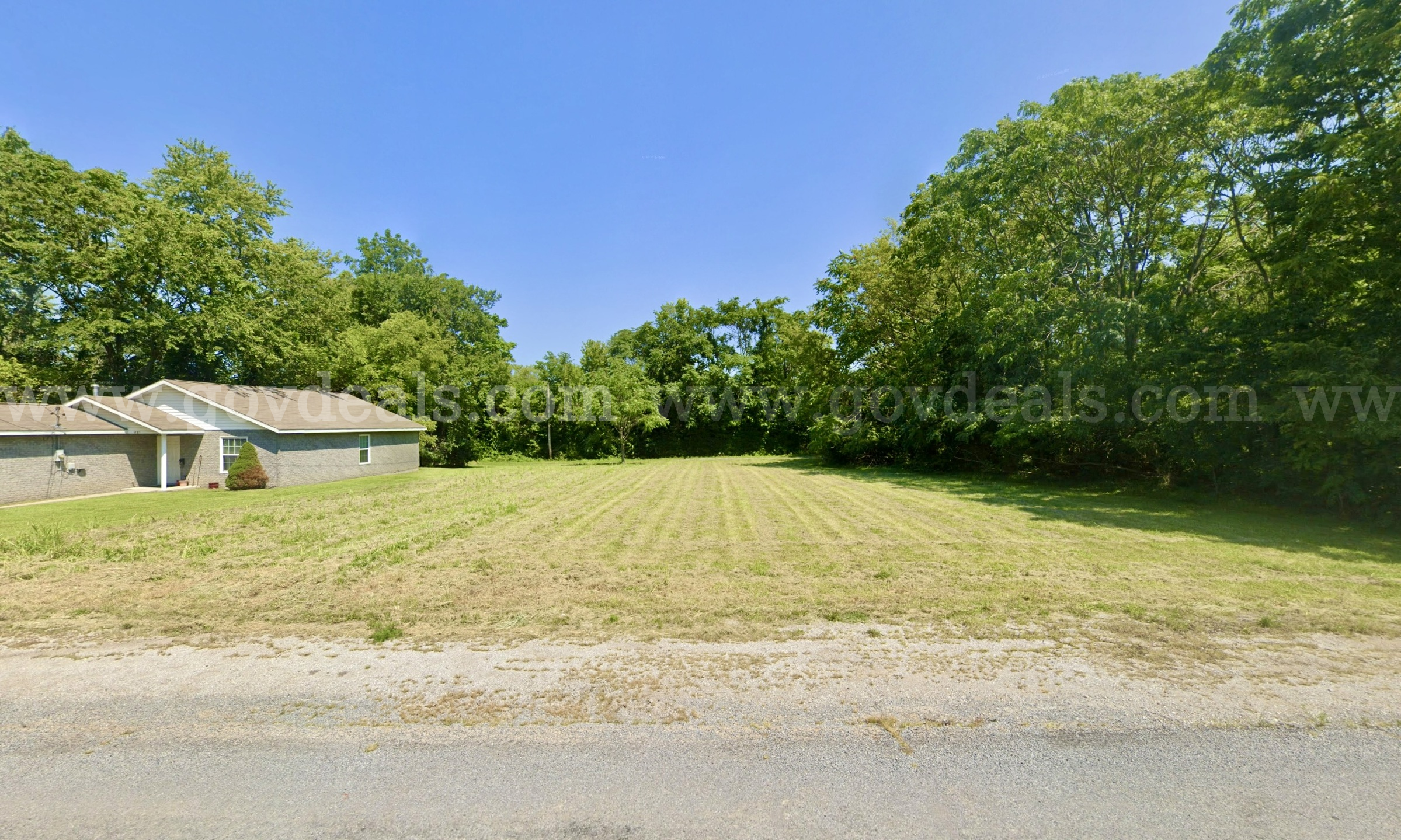 Three Adjacent Lots (100 X 150 Sq ft) in Mount Vernon, IL