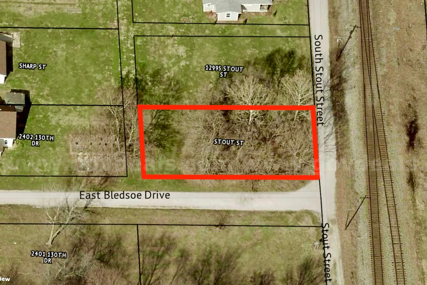 Large Residential Lot 11.7 Miles from Indiana State University   Government Surplus Auction - Photo #4