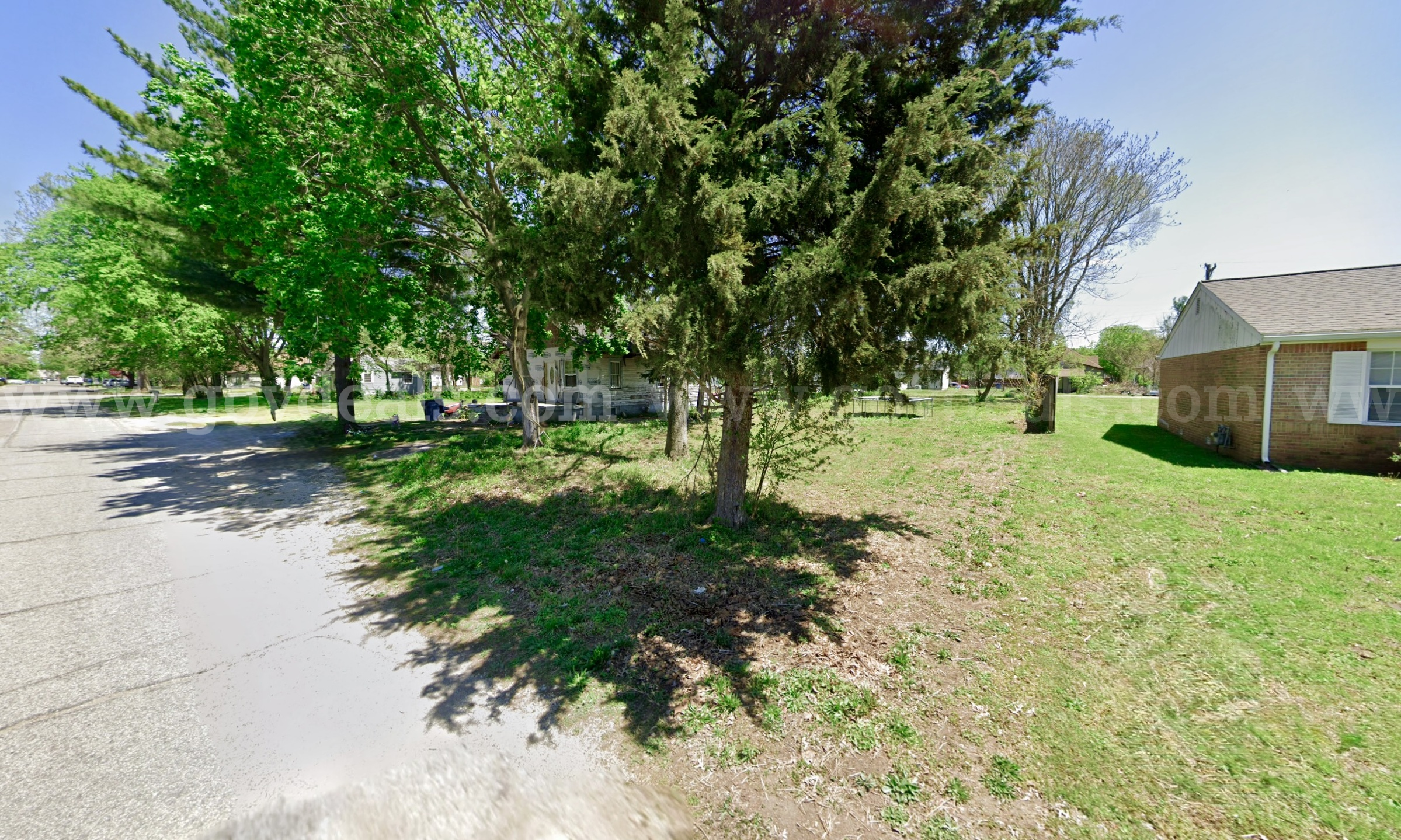 Large Residential Lot 2.5 Miles from Indiana State University   Government Surplus Auction - Photo #2