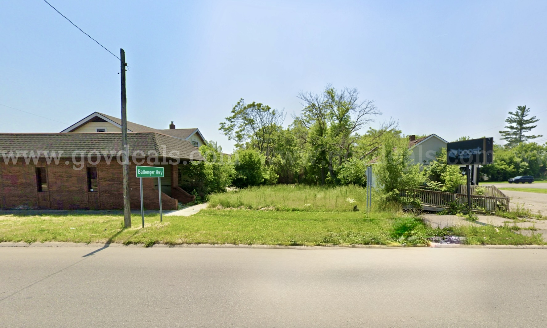 Residential City Lot in Flint, MI (2.6 Miles from University of Michigan)