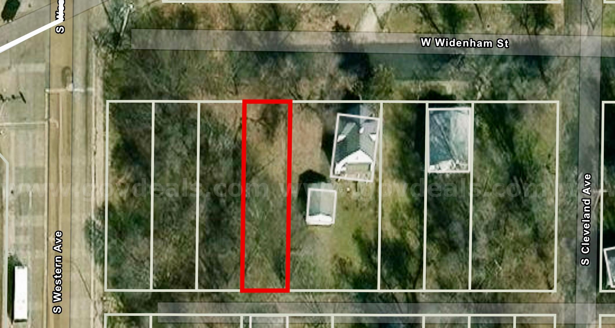 Residential Lot 1.3 mile from Bradley University in Peoria, IL