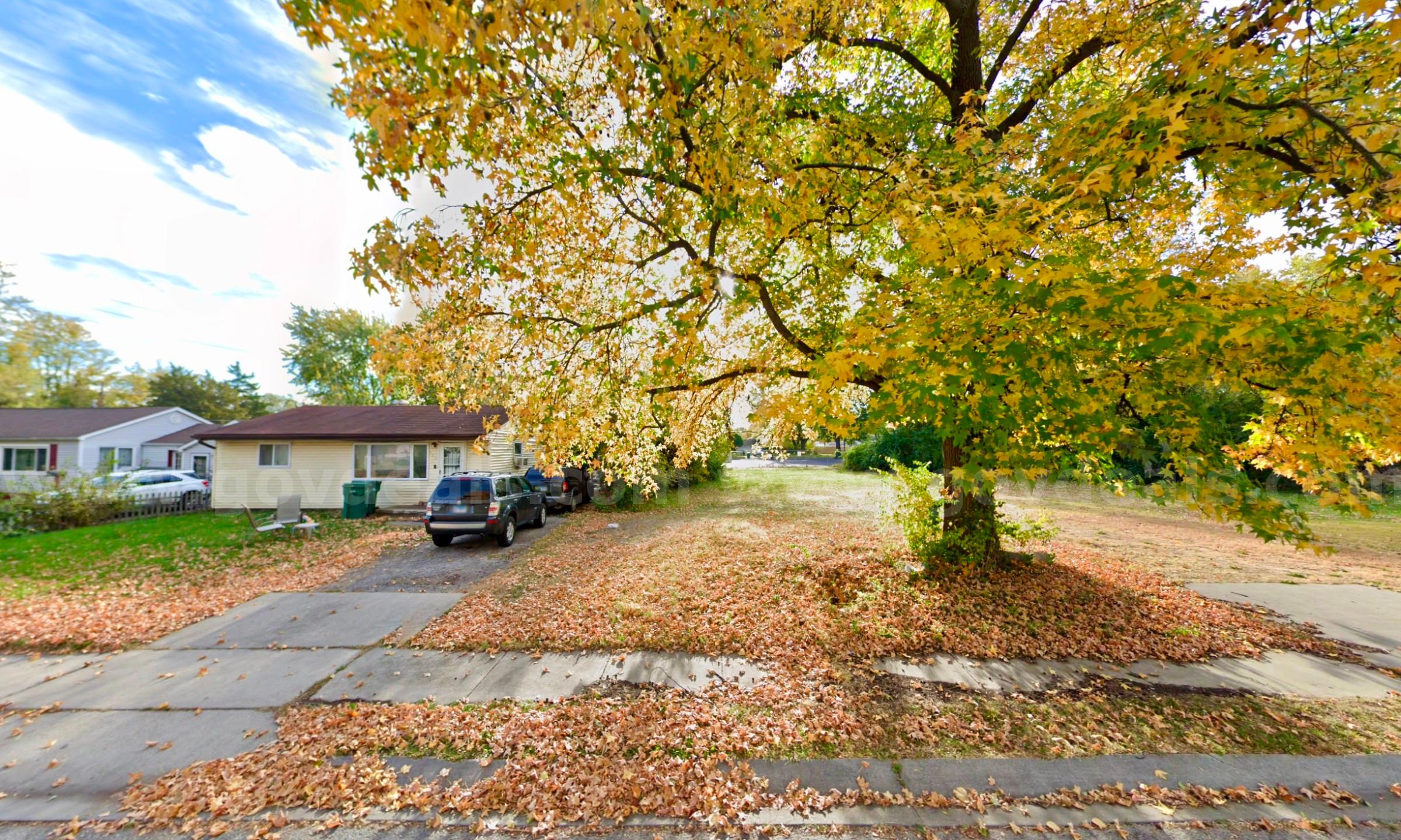 (150 X 120 Sq ft) (0.41 acres) 3-adjacent City Lots about 7.7 Miles from Downtown St. Louis   Government Surplus Auction - Photo #4