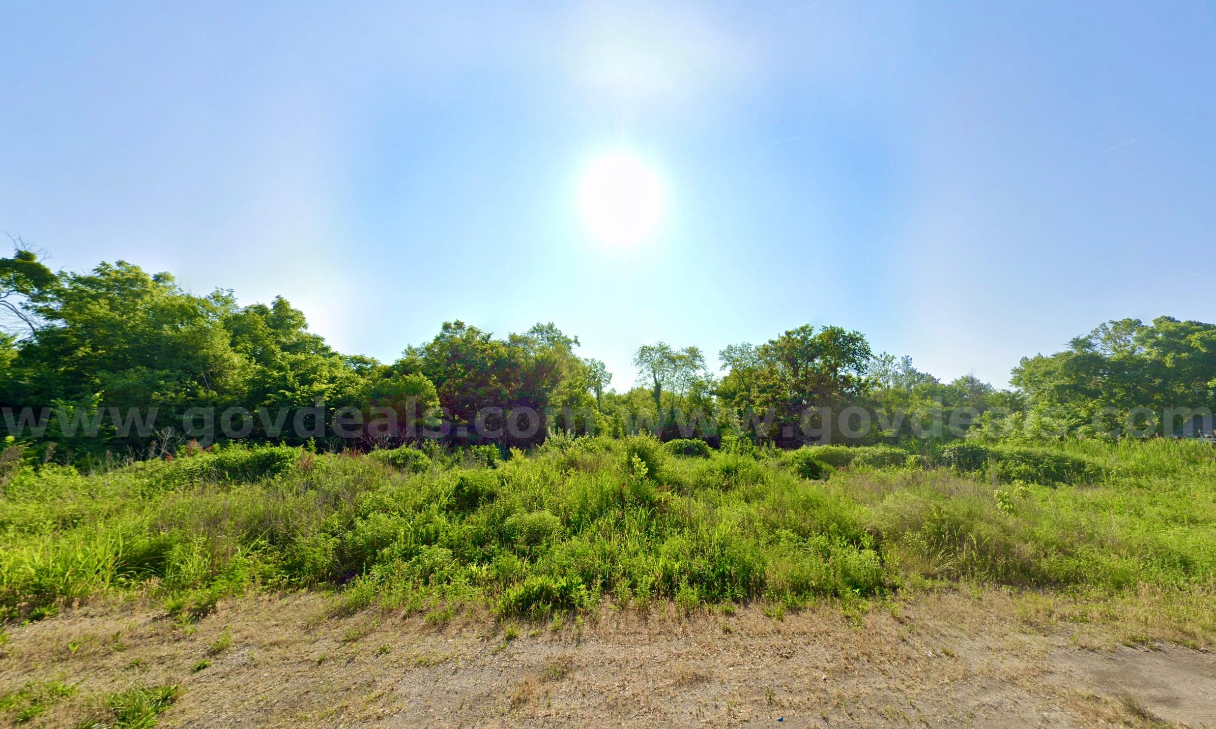 (175 X 130 Sq ft) (0.52 Acres) Large 3-adjacent City Lots about 7.4 Miles from Downtown St. Louis   Government Surplus Auction - Photo #6
